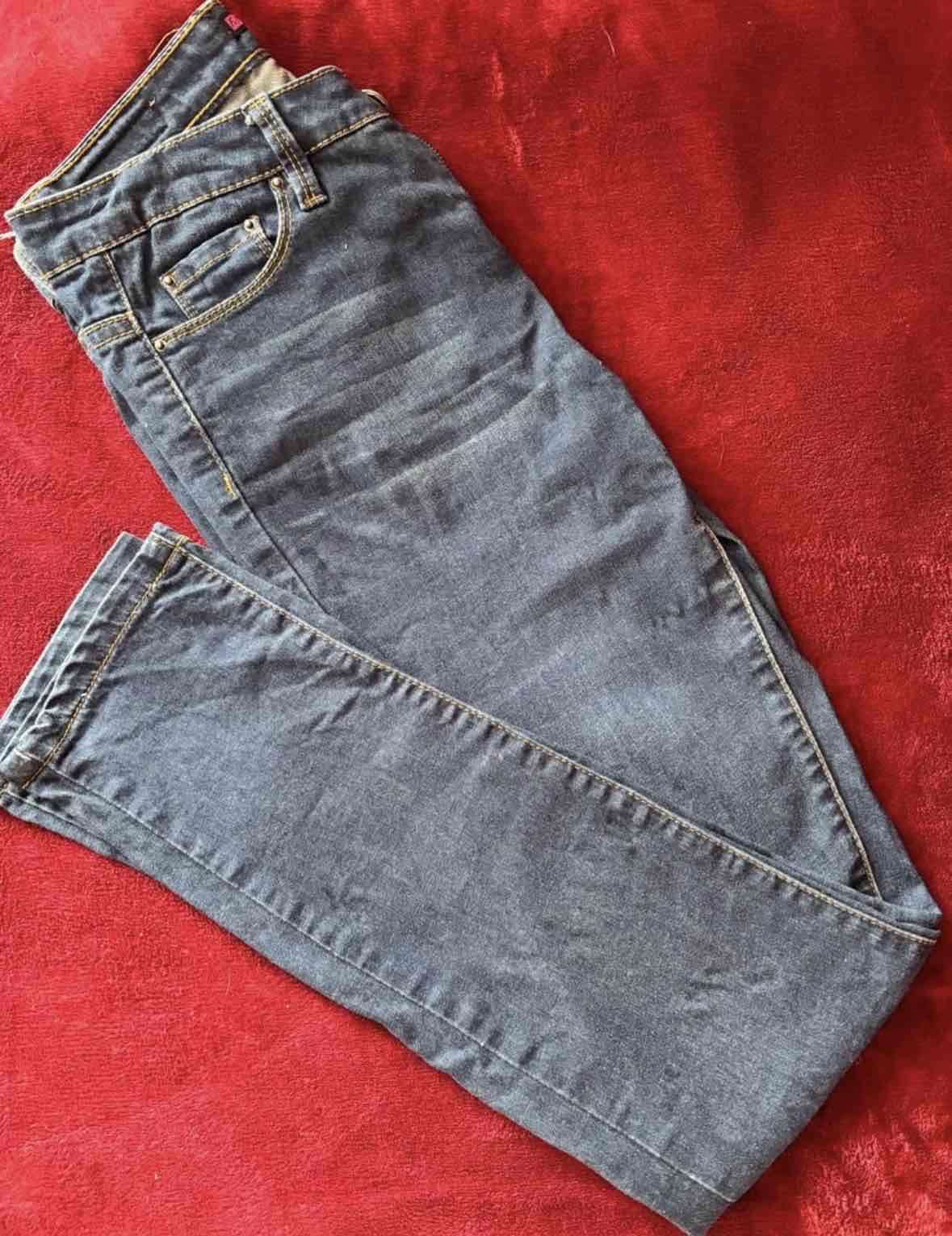 venta de ropa - miniatura 3