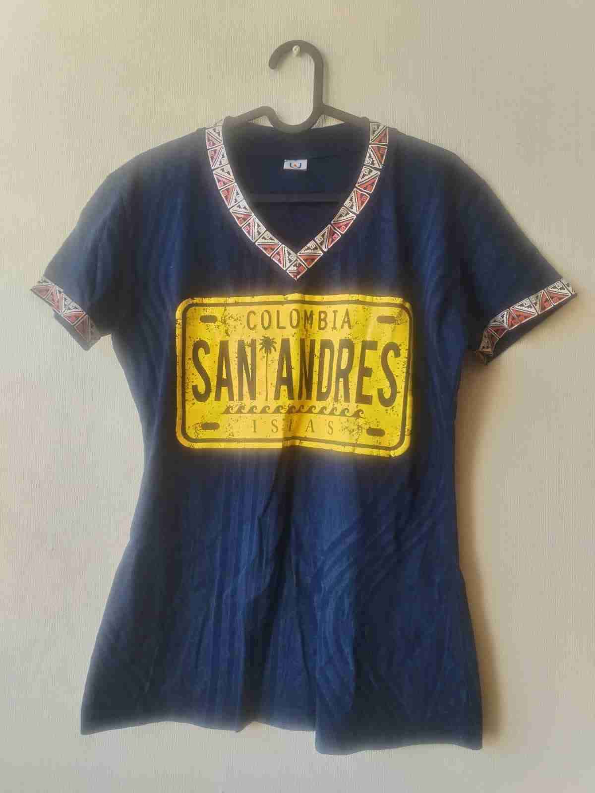 Polera azul San Andrés