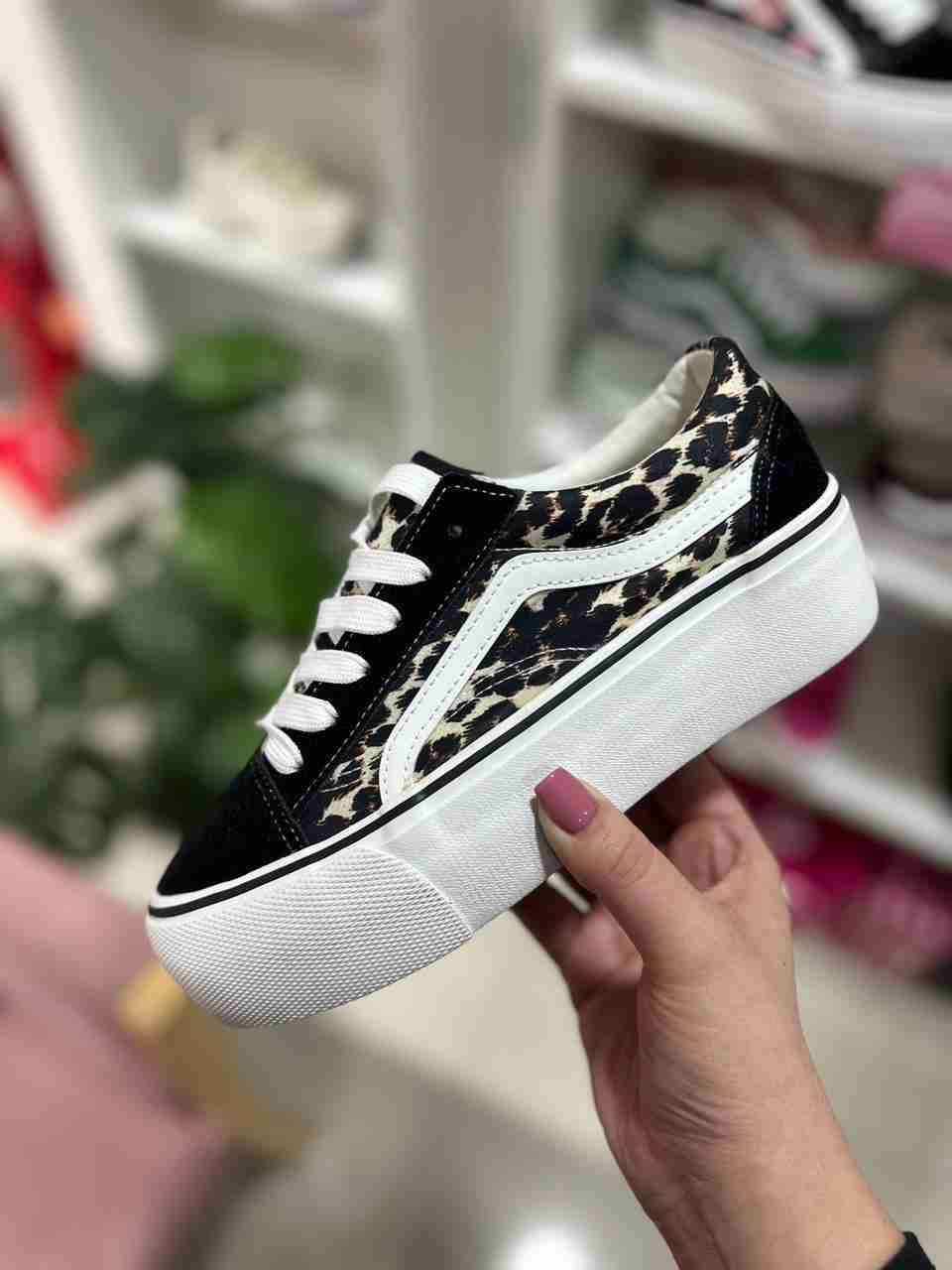 Zapatillas plataforma animal print