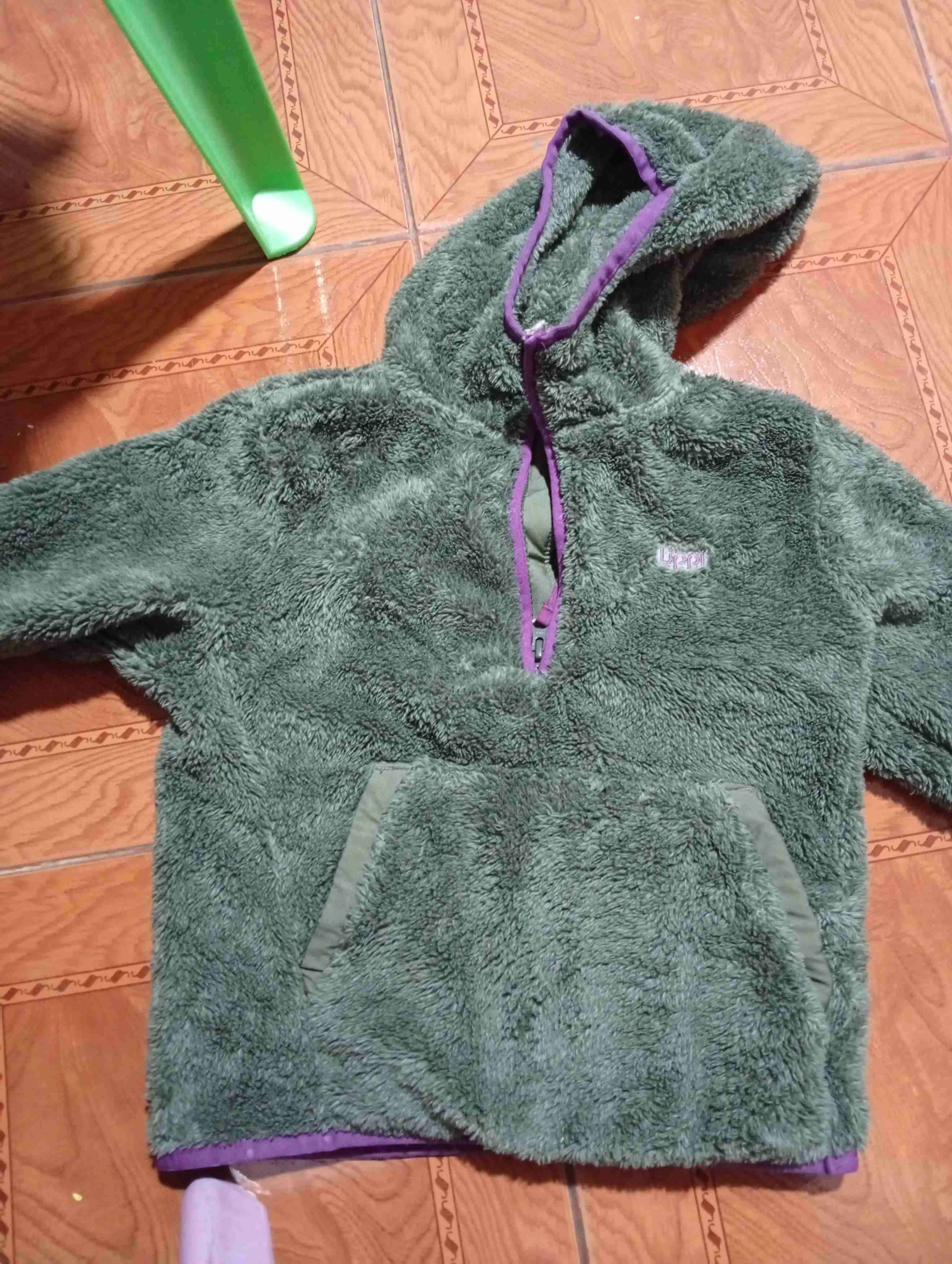 Polerón polar verde con capucha marca Lippi - miniatura 1