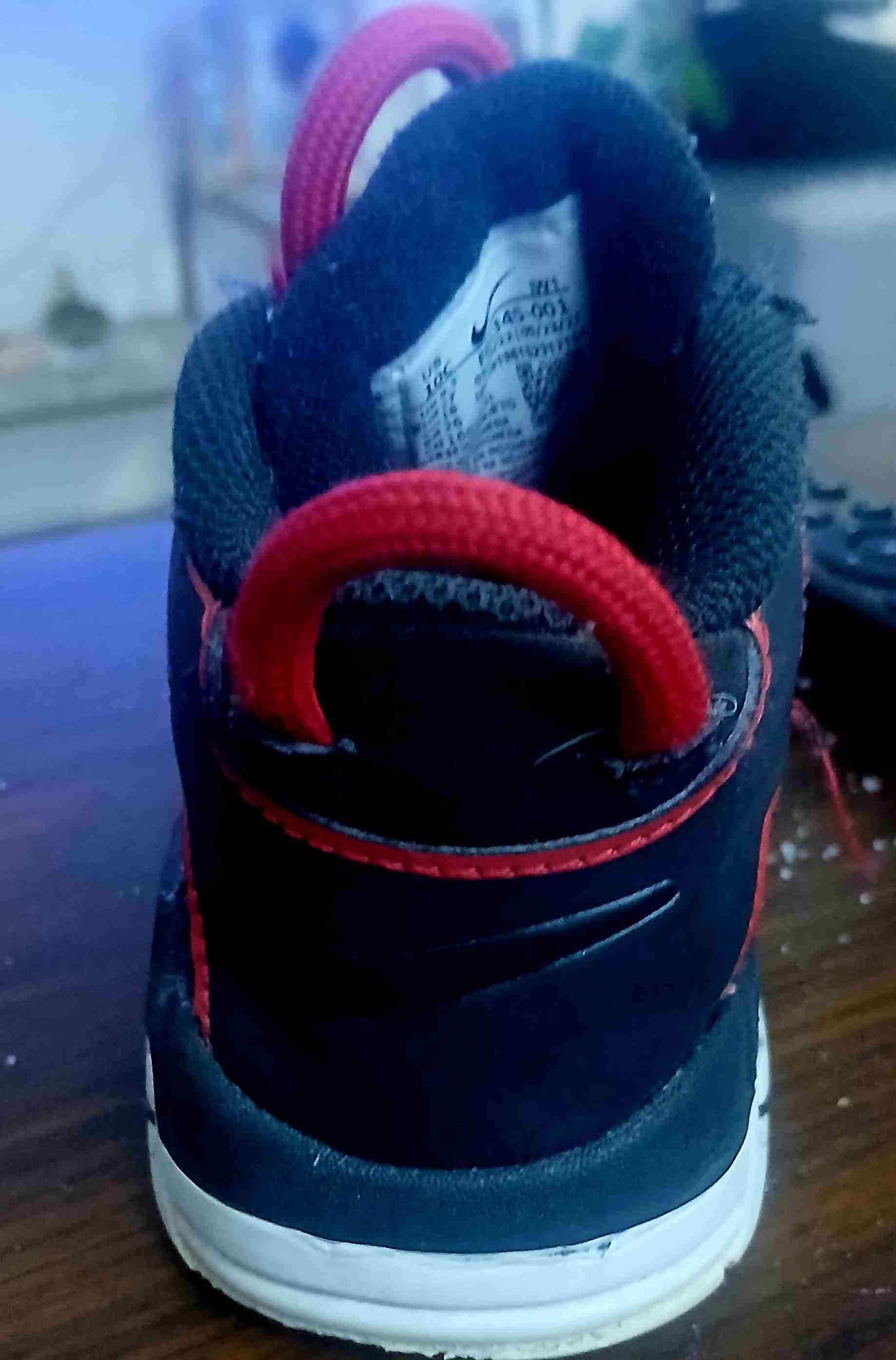 Botines de fútbol negro y rojo - miniatura 6