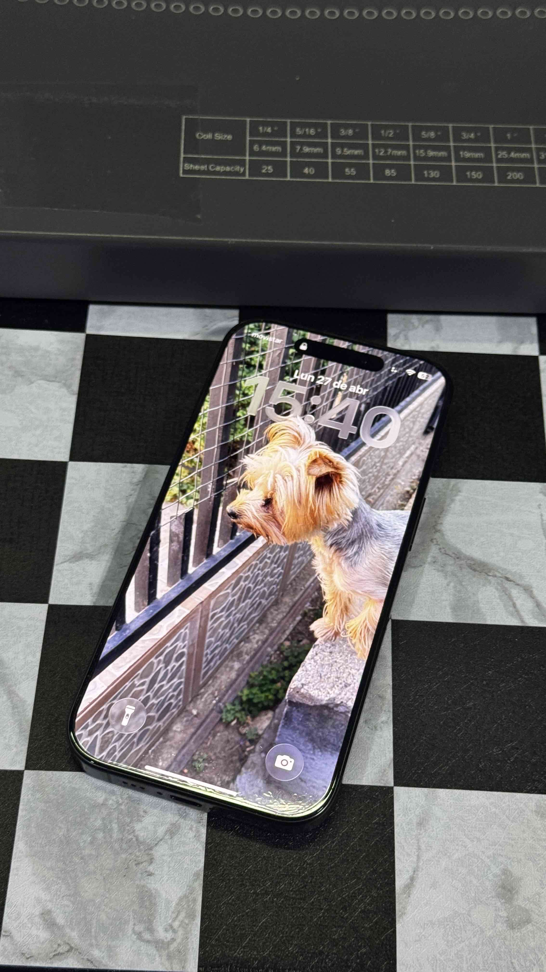 iPhone 16 Pro 128GB Titanio Negro - miniatura 1