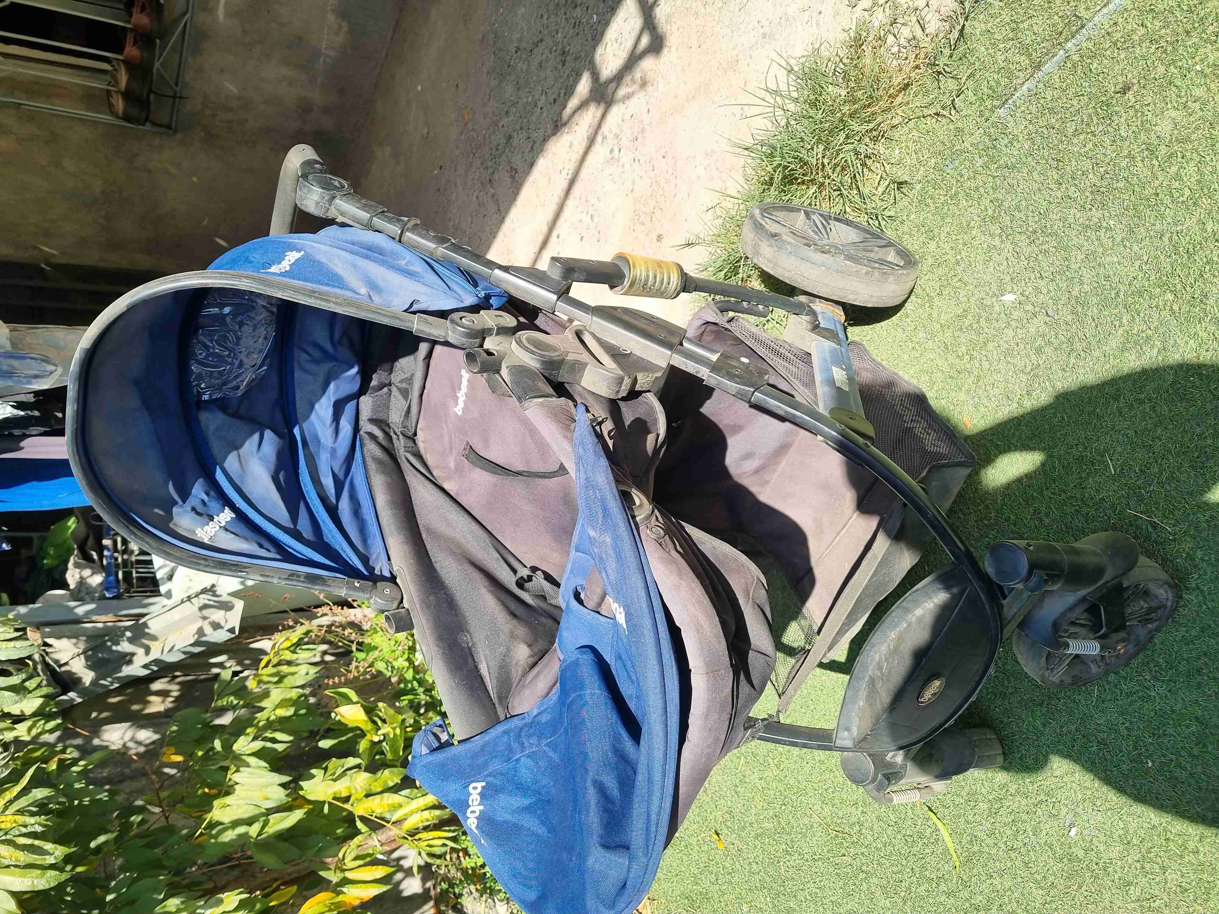 Coche de bebé azul - miniatura 3