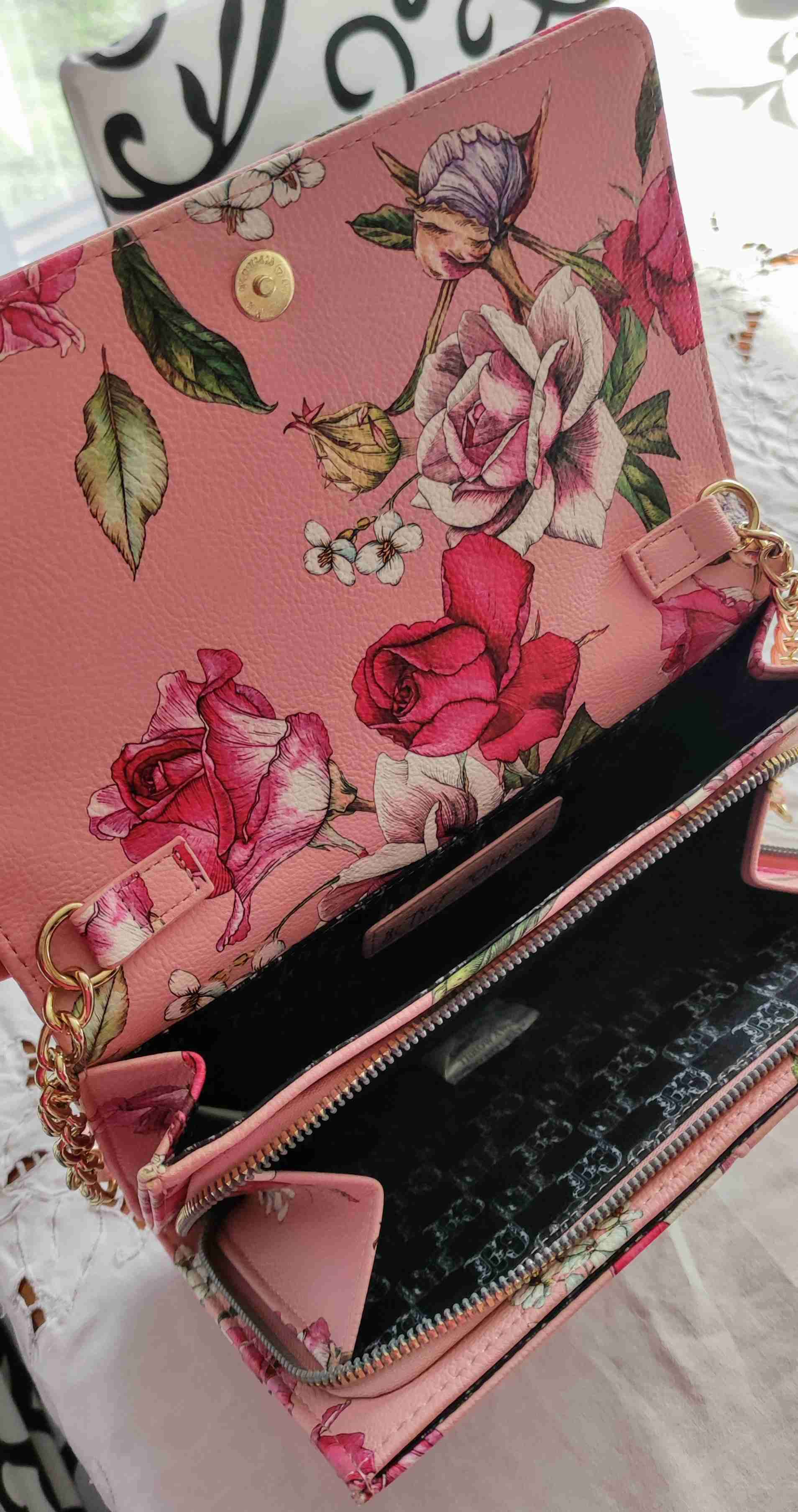 Cartera rosa floral con lazo - miniatura 3