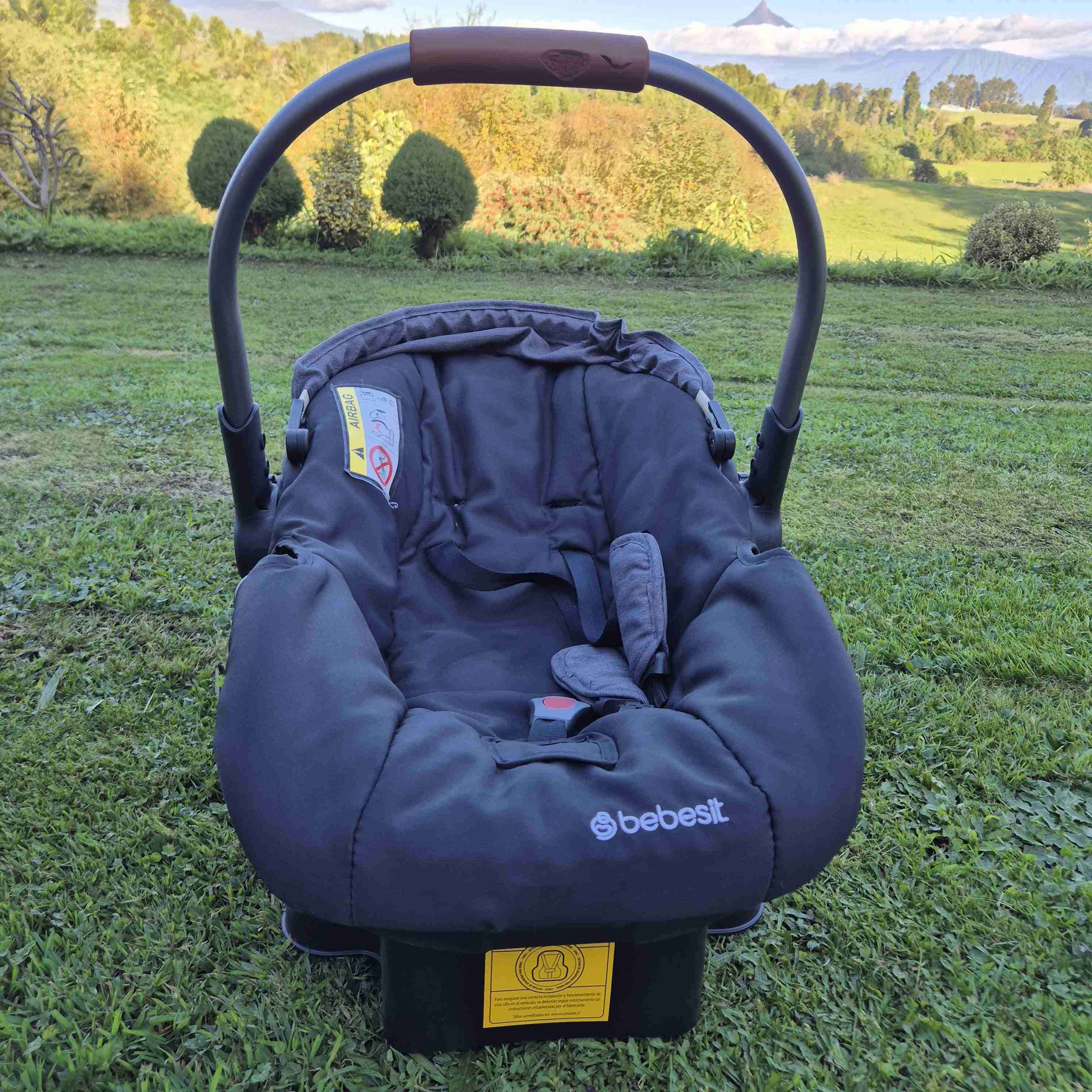 Coche bebesit 360 mas silla de auto para bebé gris - miniatura 2