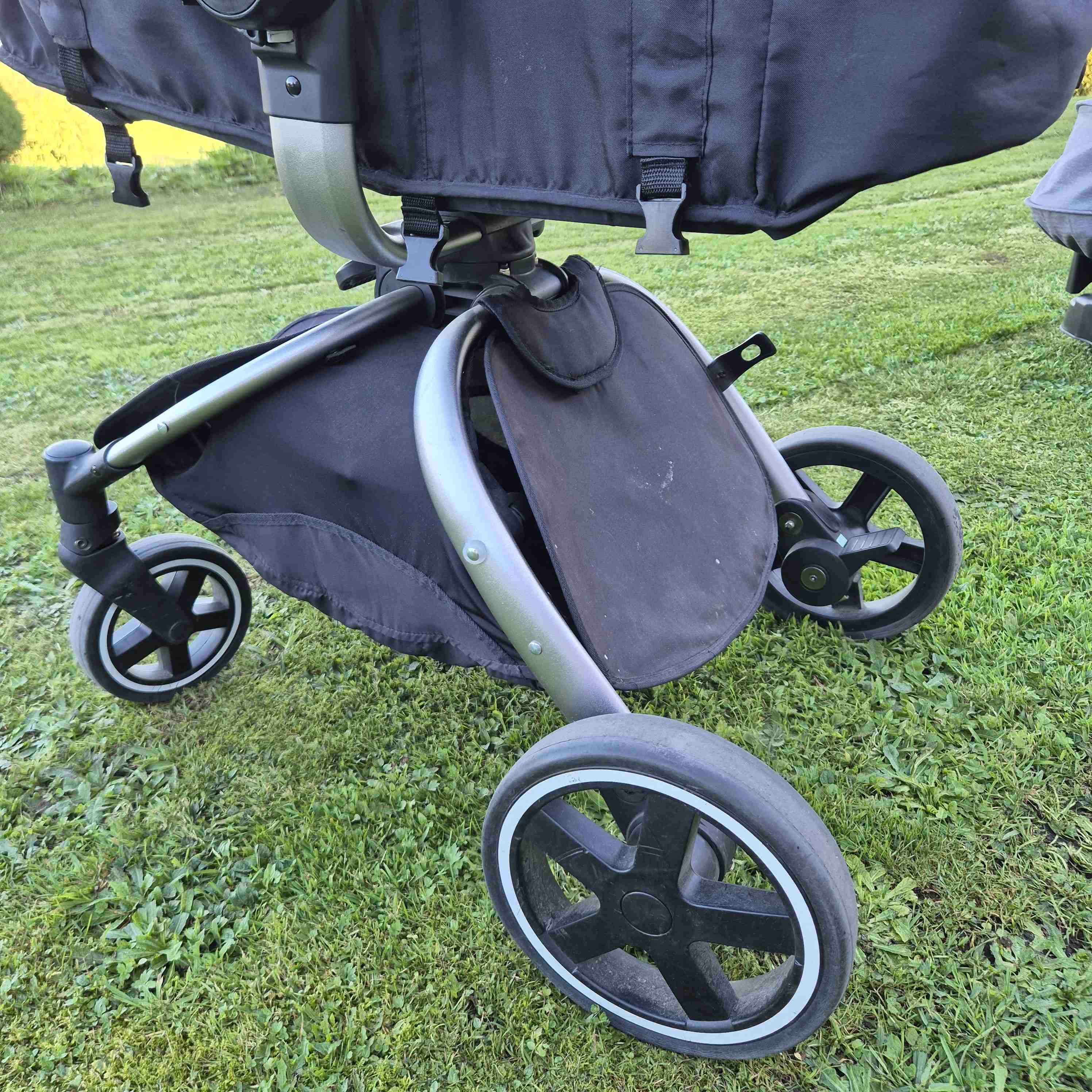 Coche bebesit 360 mas silla de auto para bebé gris - miniatura 4