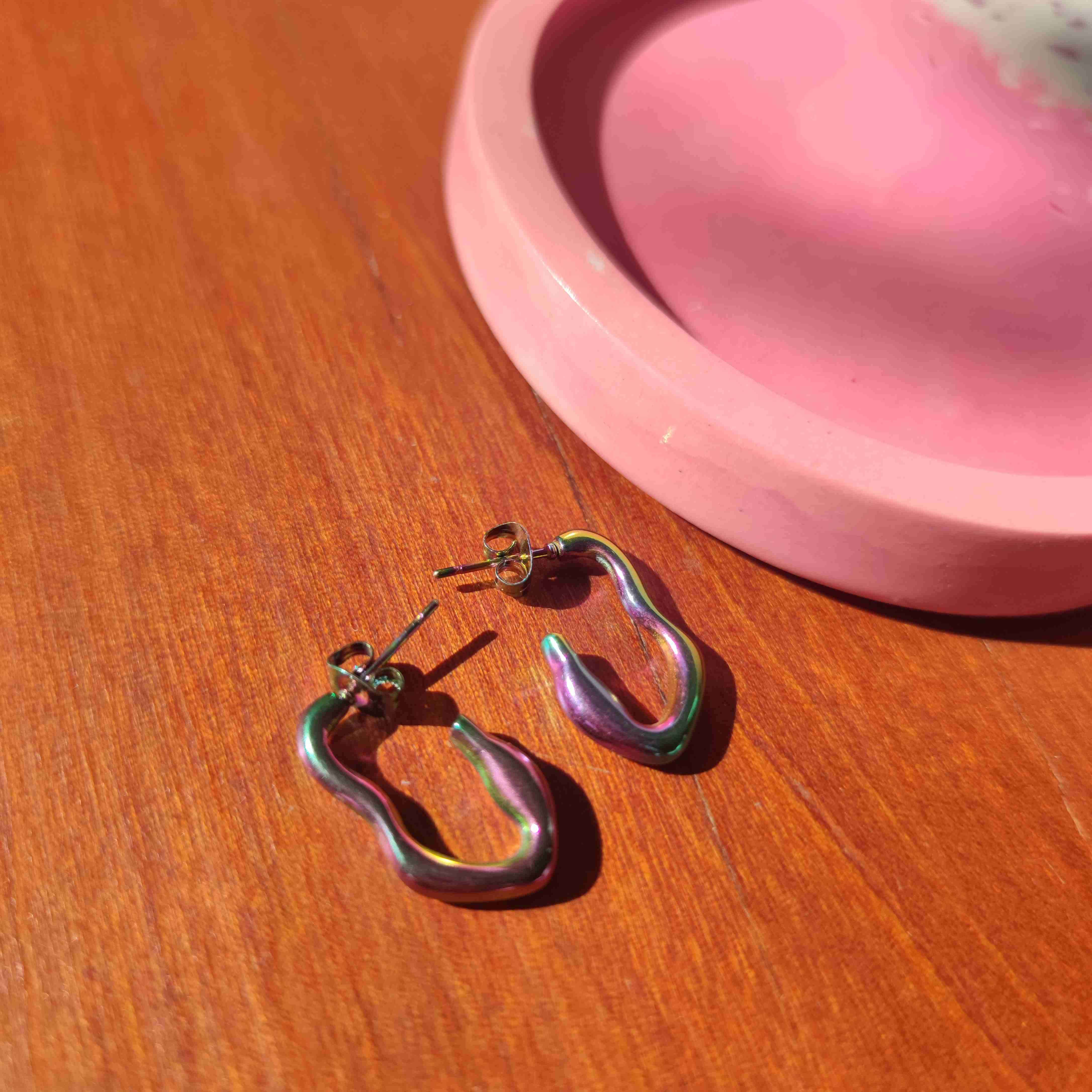 Aros iridiscentes modernos