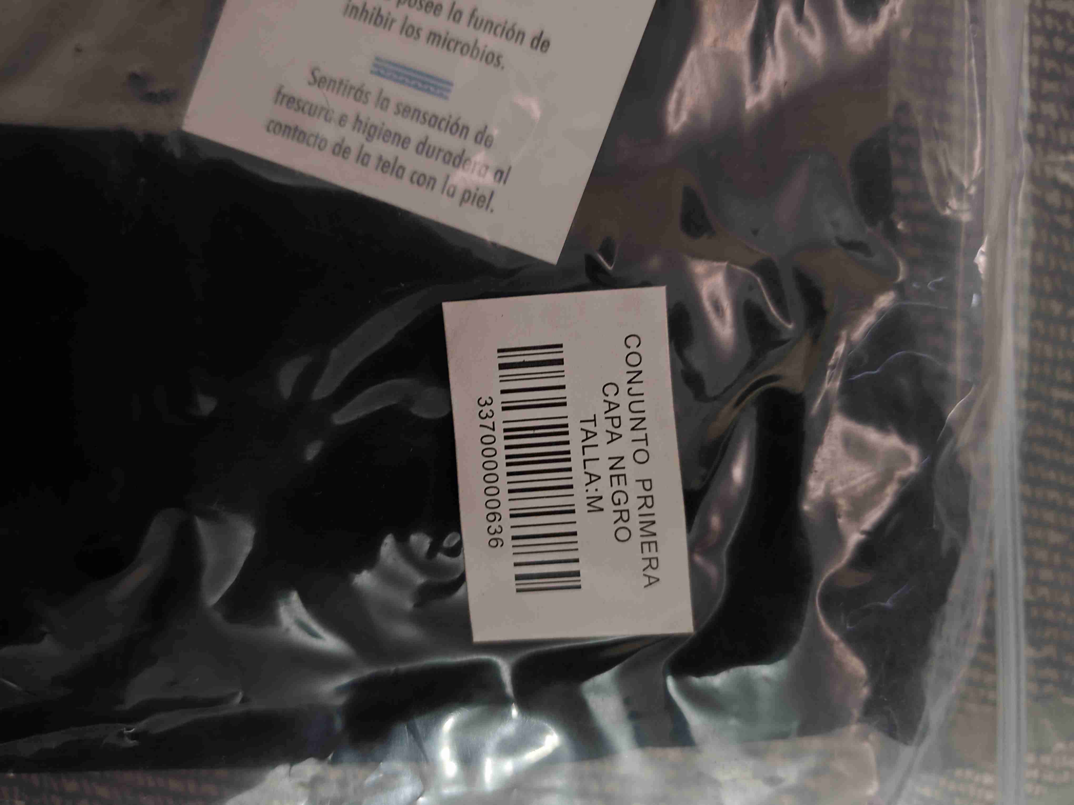 Conjunto primera capa negro talla M - miniatura 1