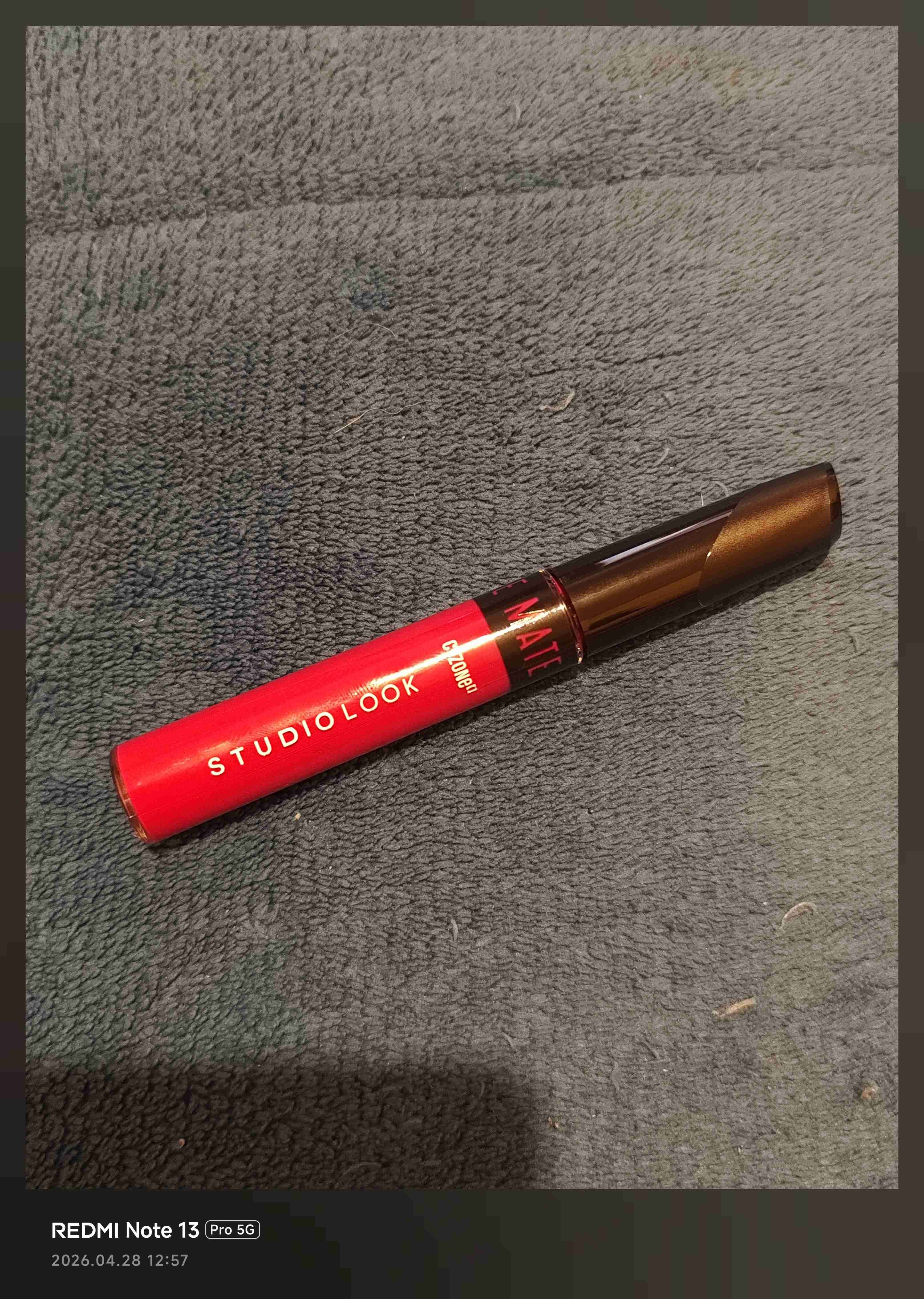 Labial líquido Studio Look rojo - miniatura 1