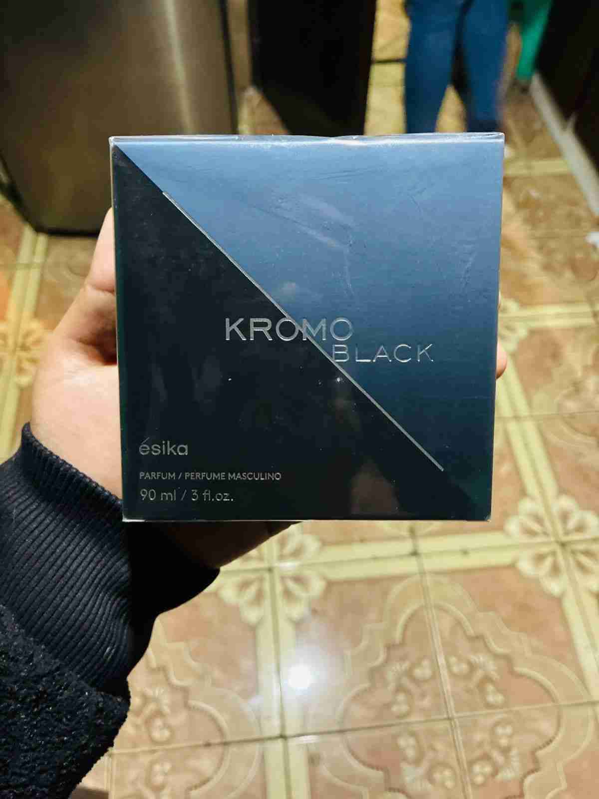 Perfumes Esika y Productos Faciales - miniatura 2