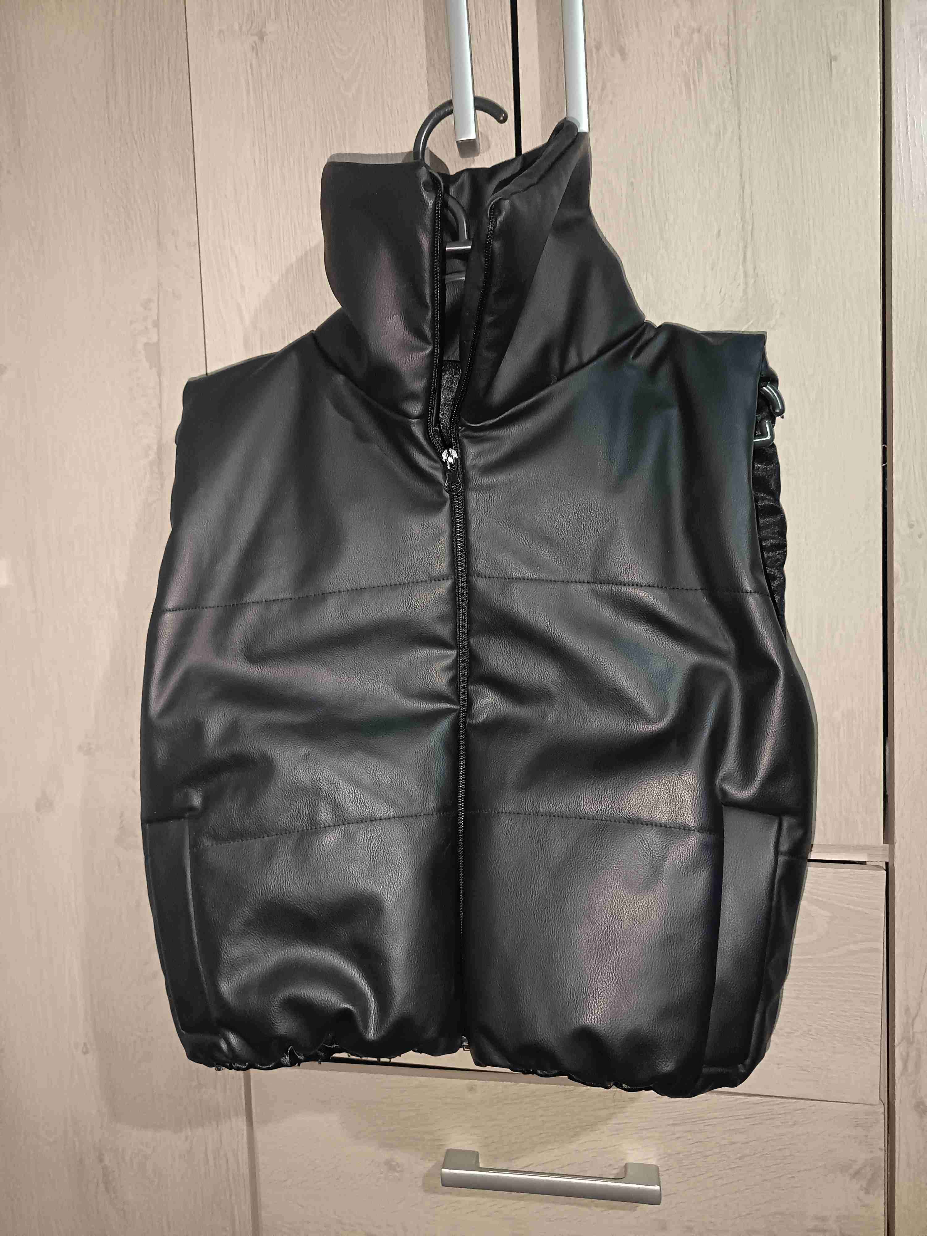 Chaleco cuero sintético