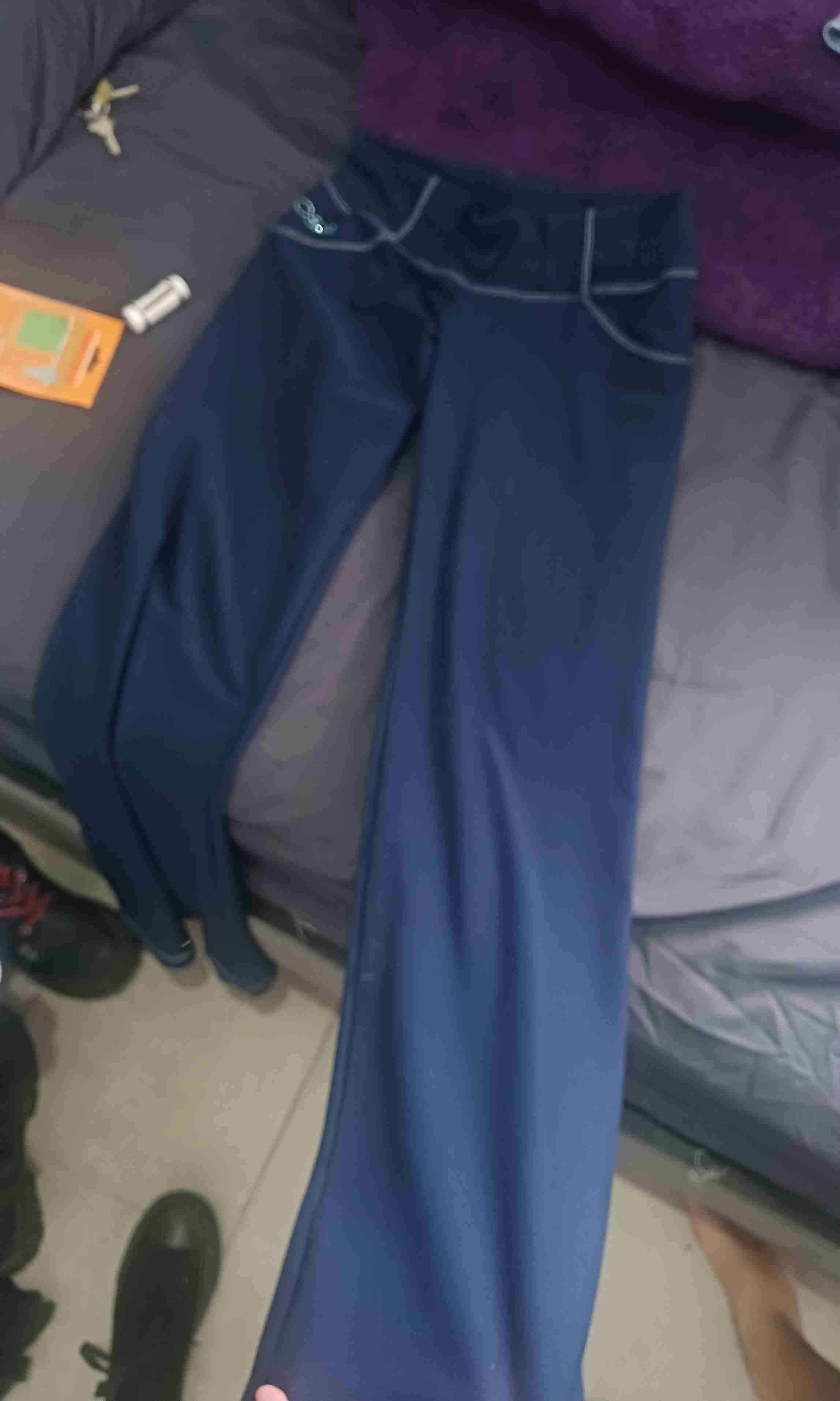 Pantalones azules con costuras - miniatura 2