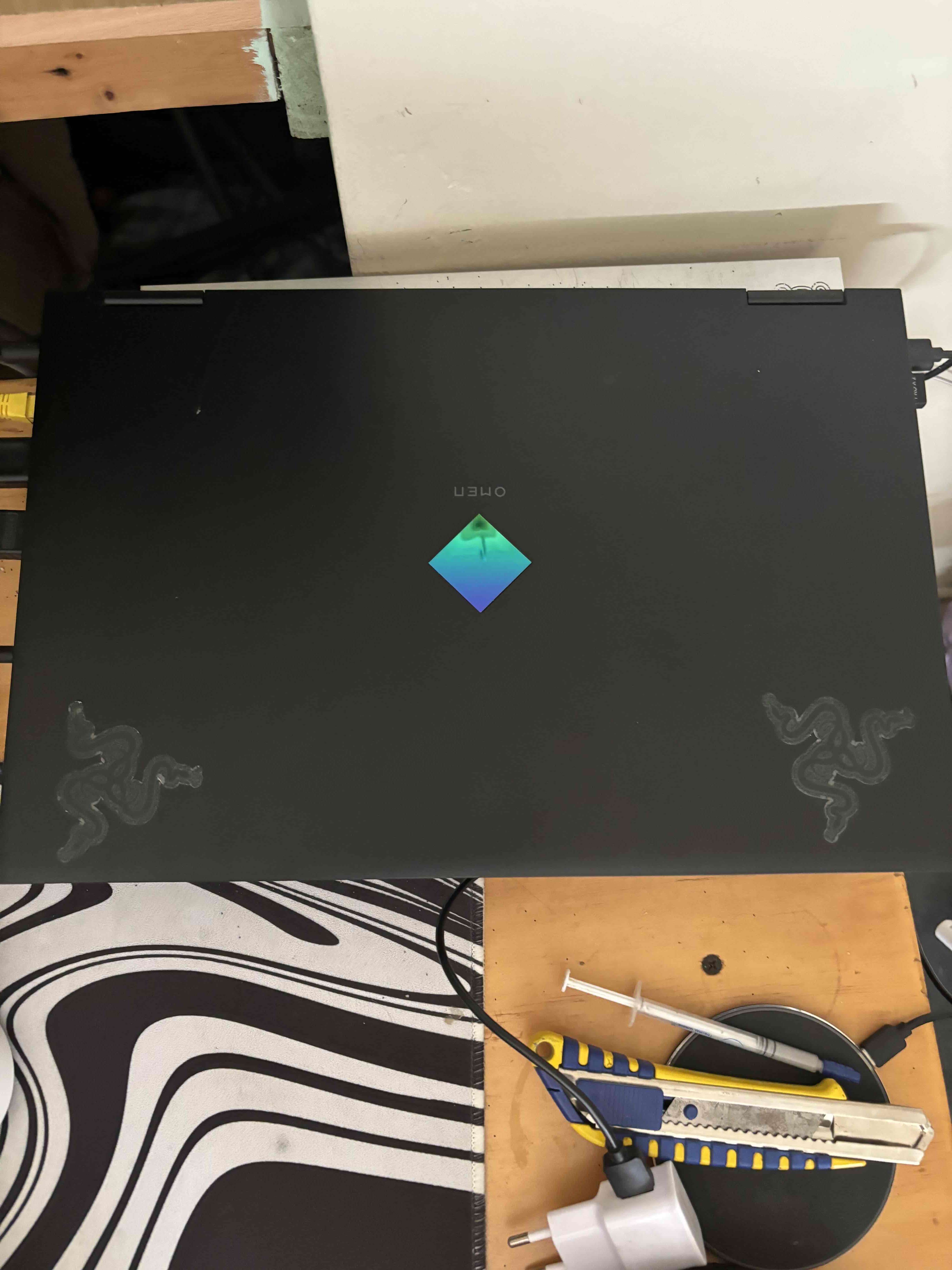 Laptop HP Omen 16 - miniatura 2