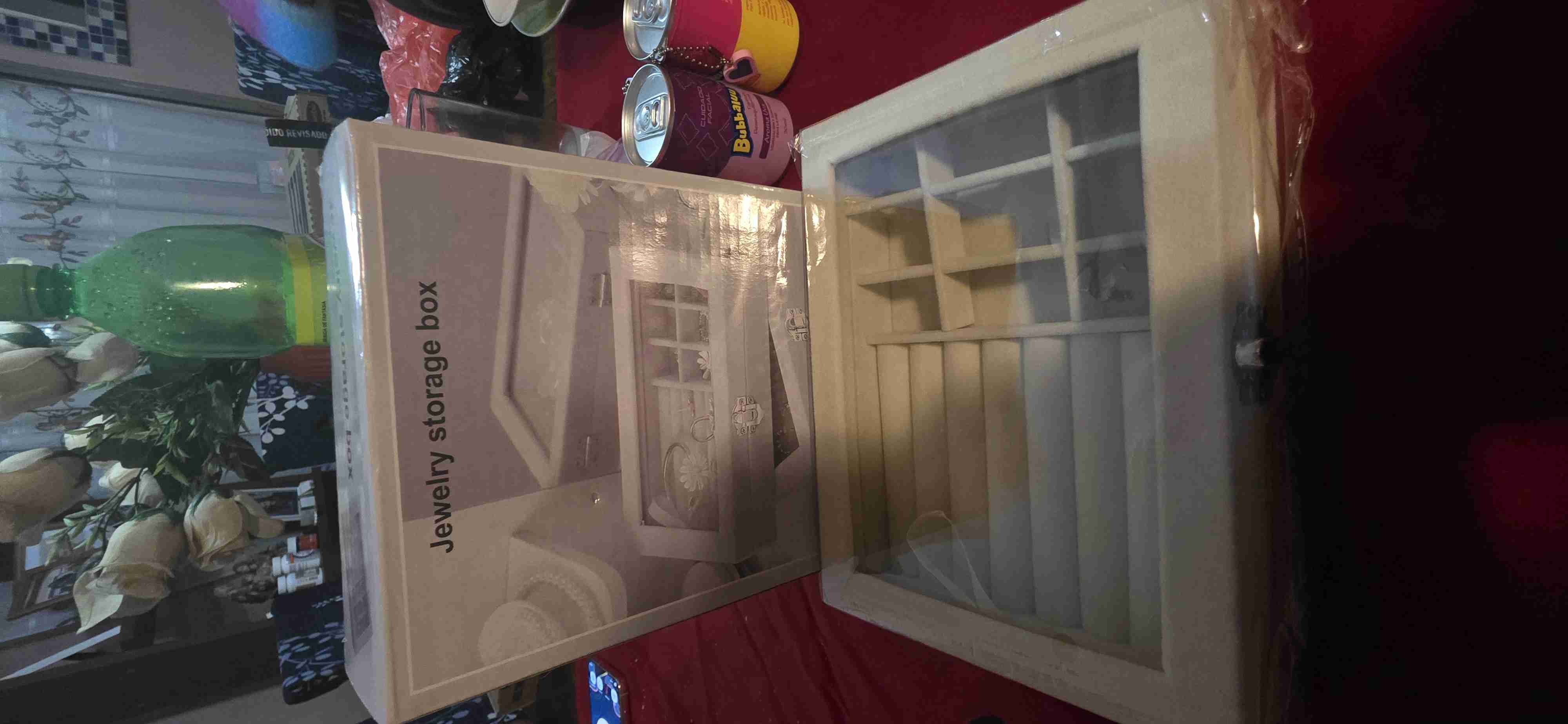 Cremas y desmaquillantes - miniatura 4