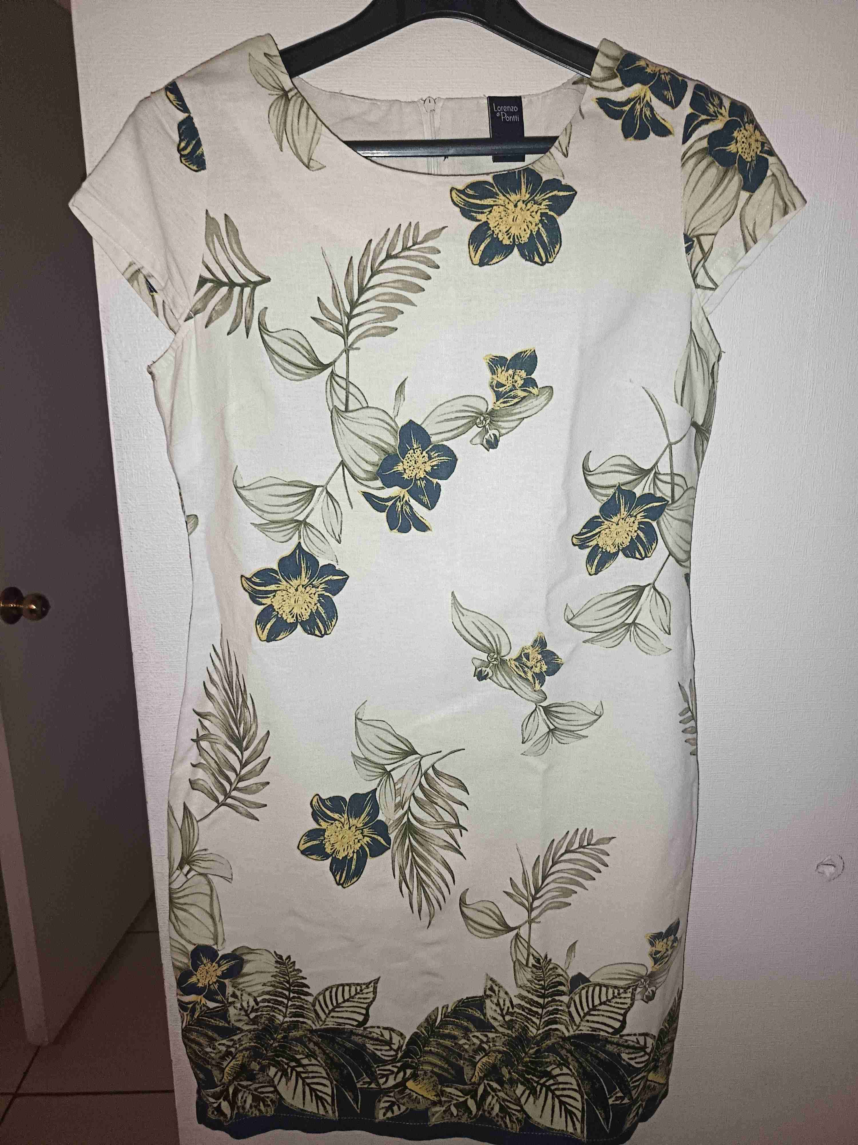 Vestido estampado floral - miniatura 2