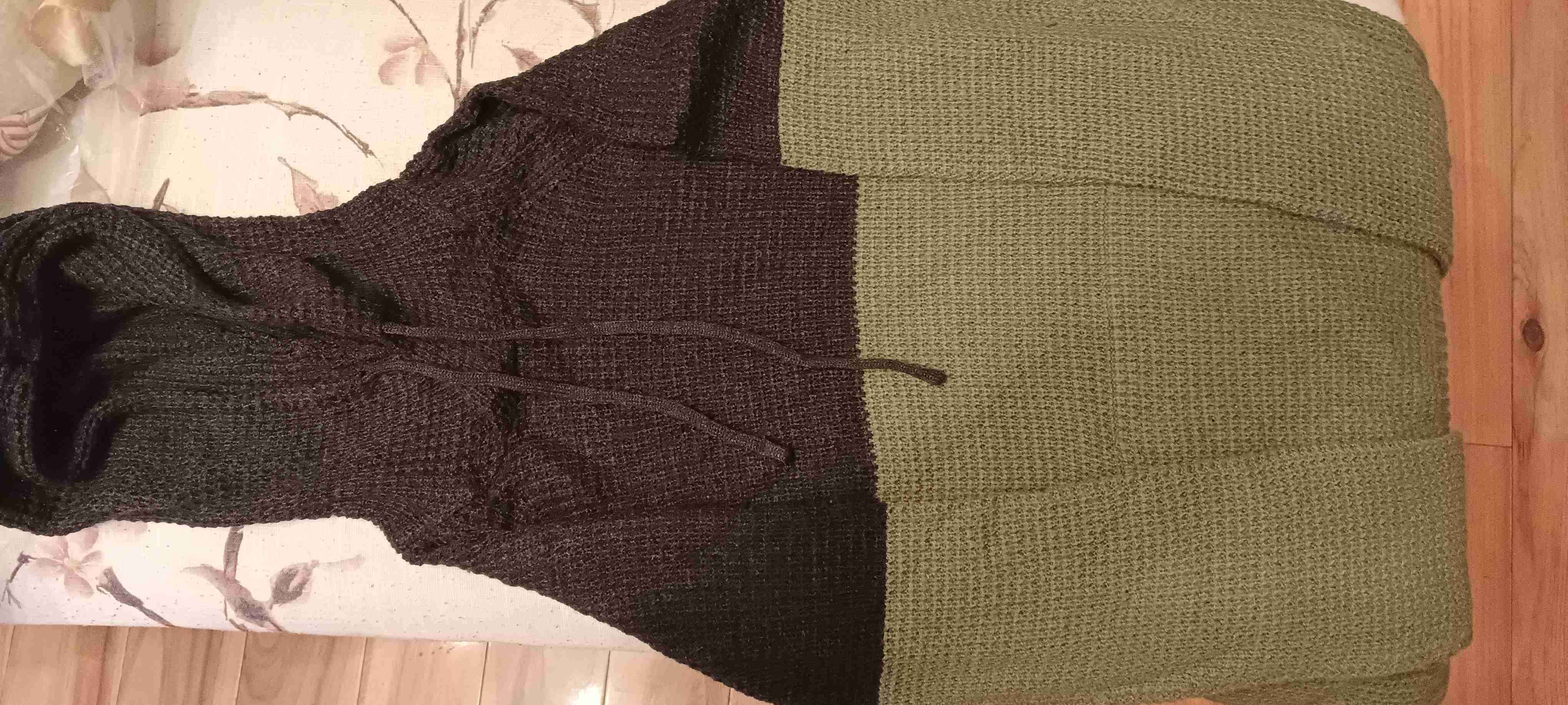 Sueter con capucha, delgado - miniatura 2