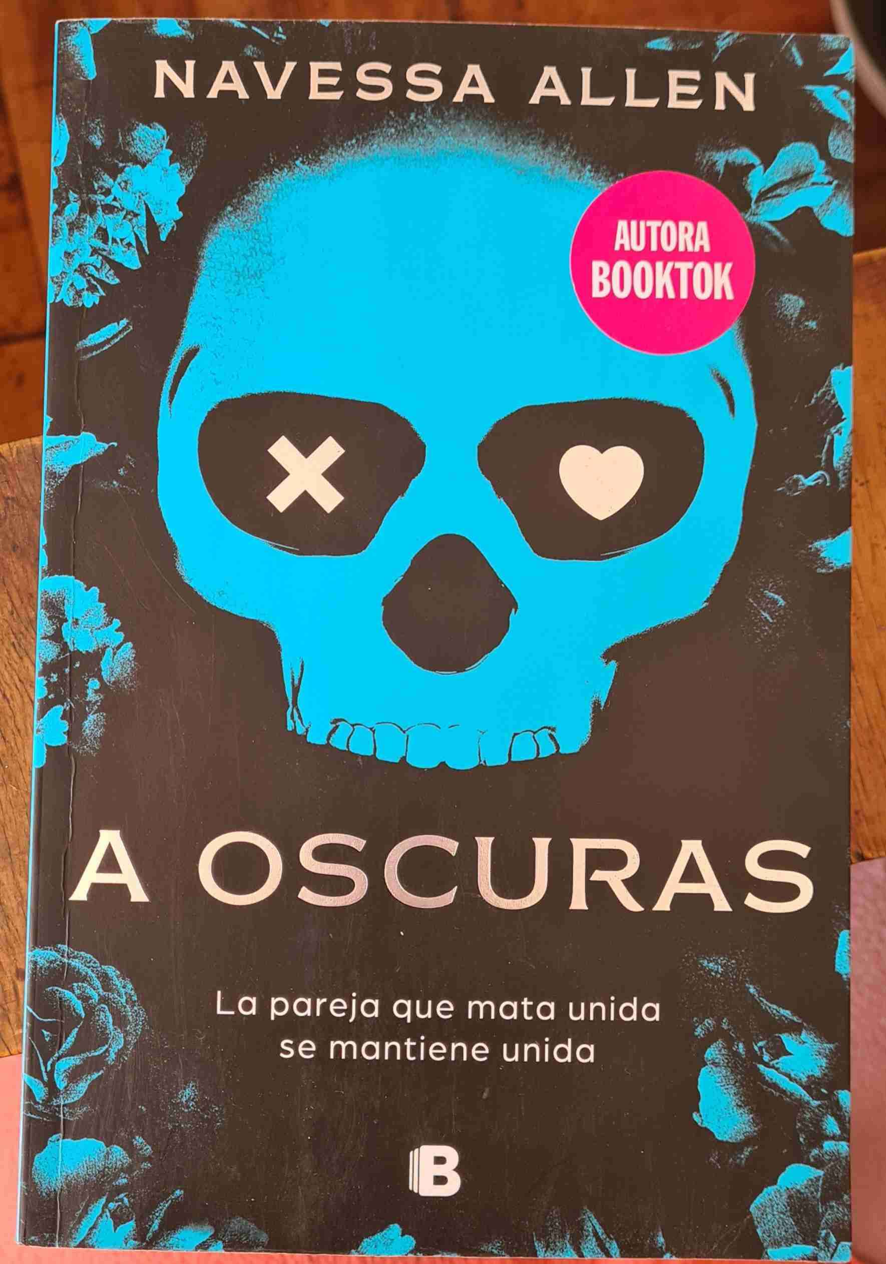 A oscuras - Navessa Allen