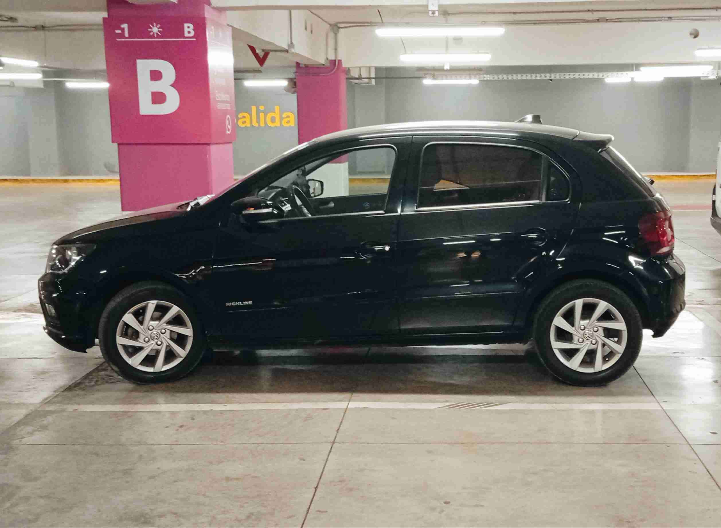 Auto Volkswagen Gol Highline 2021 - miniatura 2