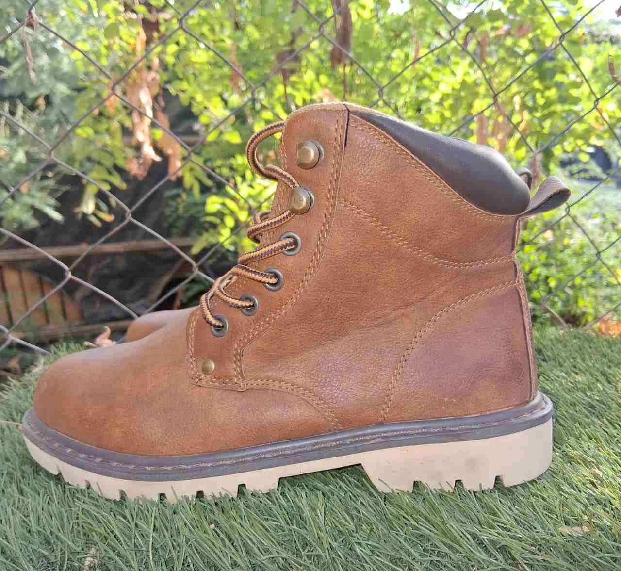 Zapatillas en perfecto estado - miniatura 5