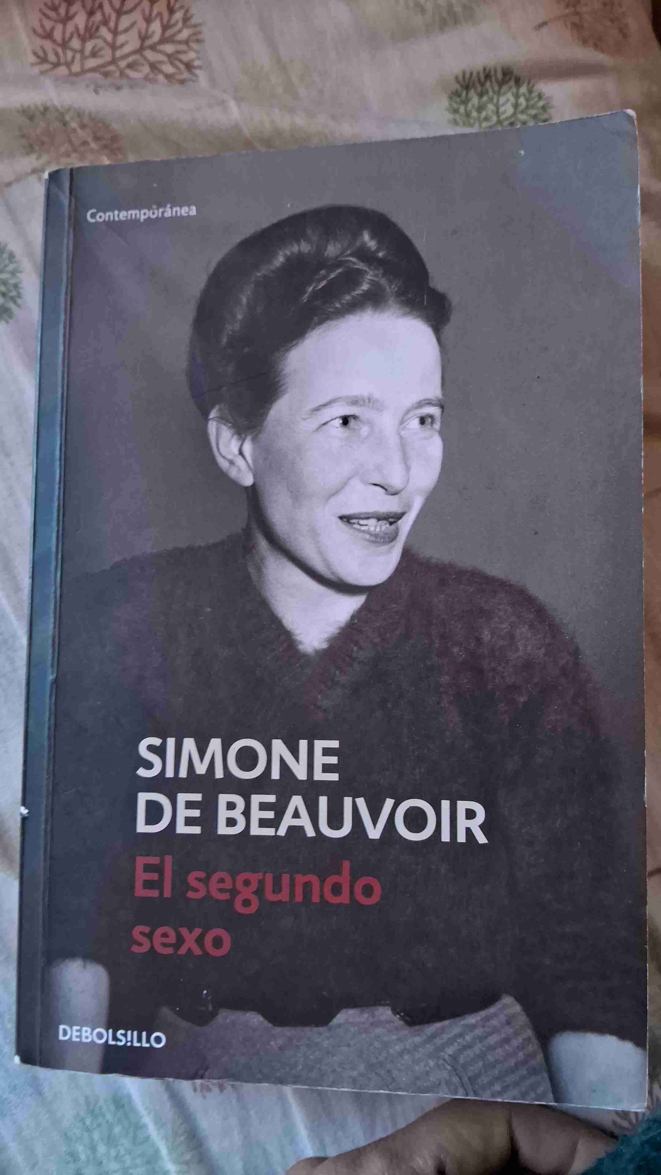 Libro 'El segundo sexo' de Simone de Beauvoir