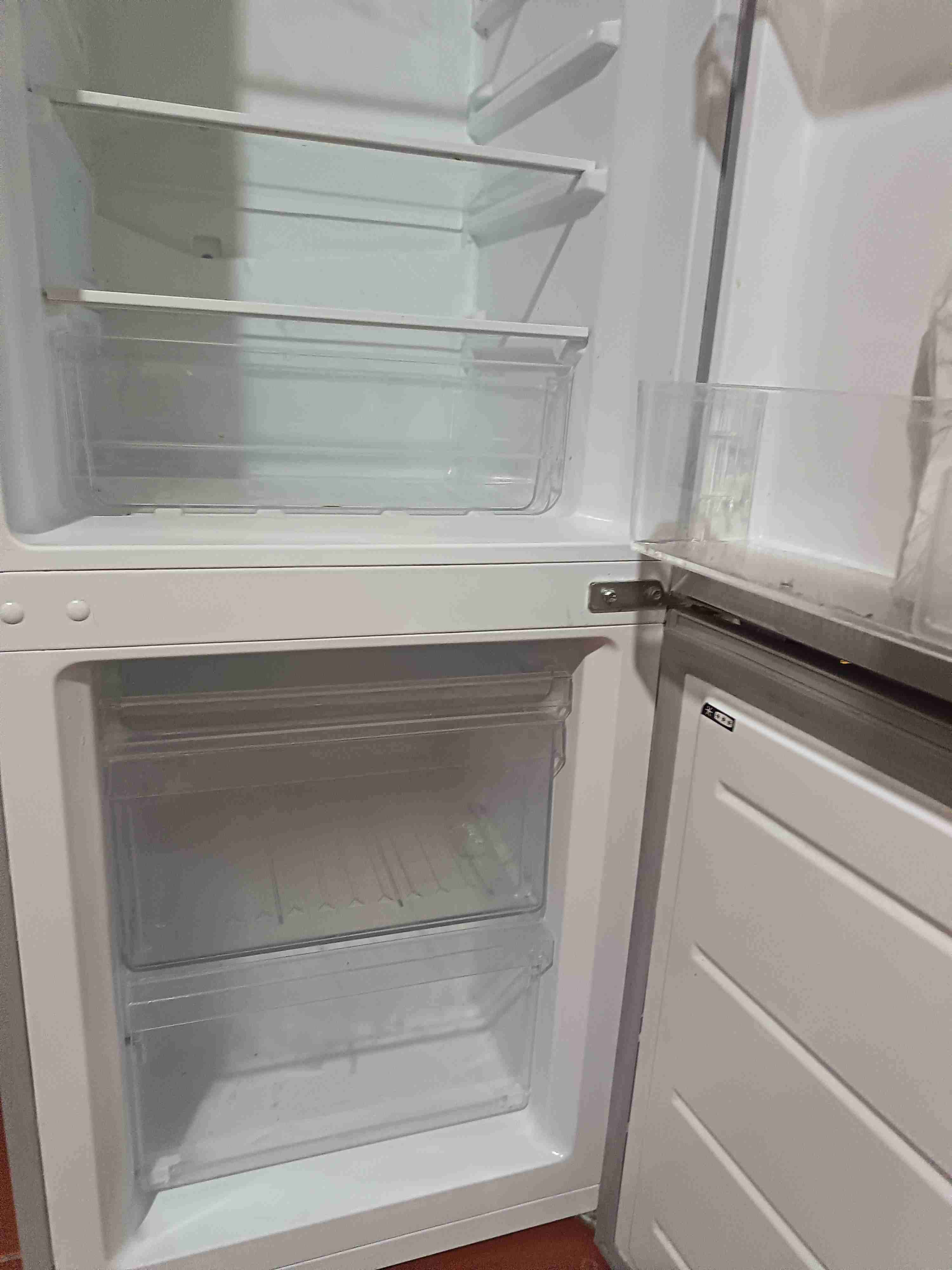 Refrigerador Midea plata - miniatura 2