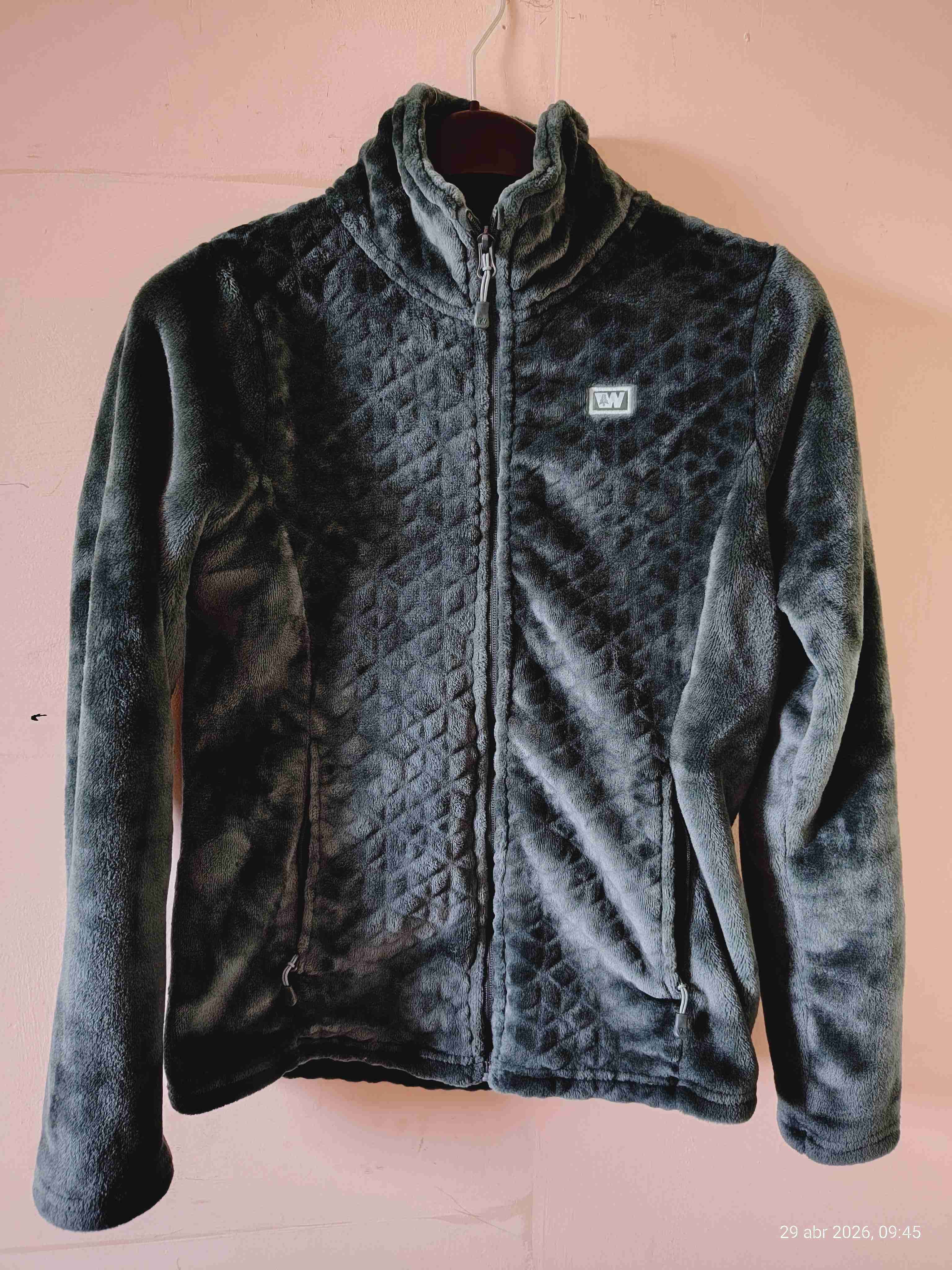 Chaqueta polar gris cierre completo