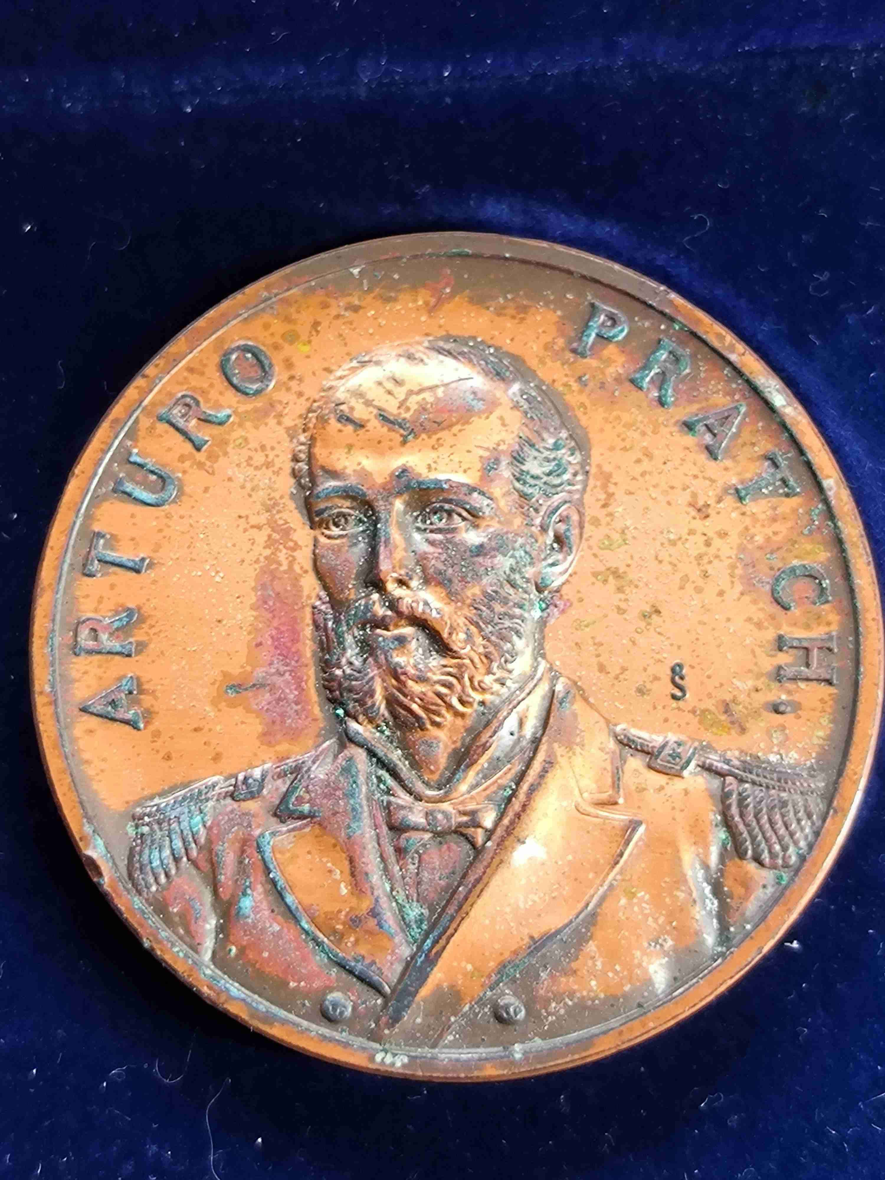 Medallas Navales guerra del Pacífico. - miniatura 4