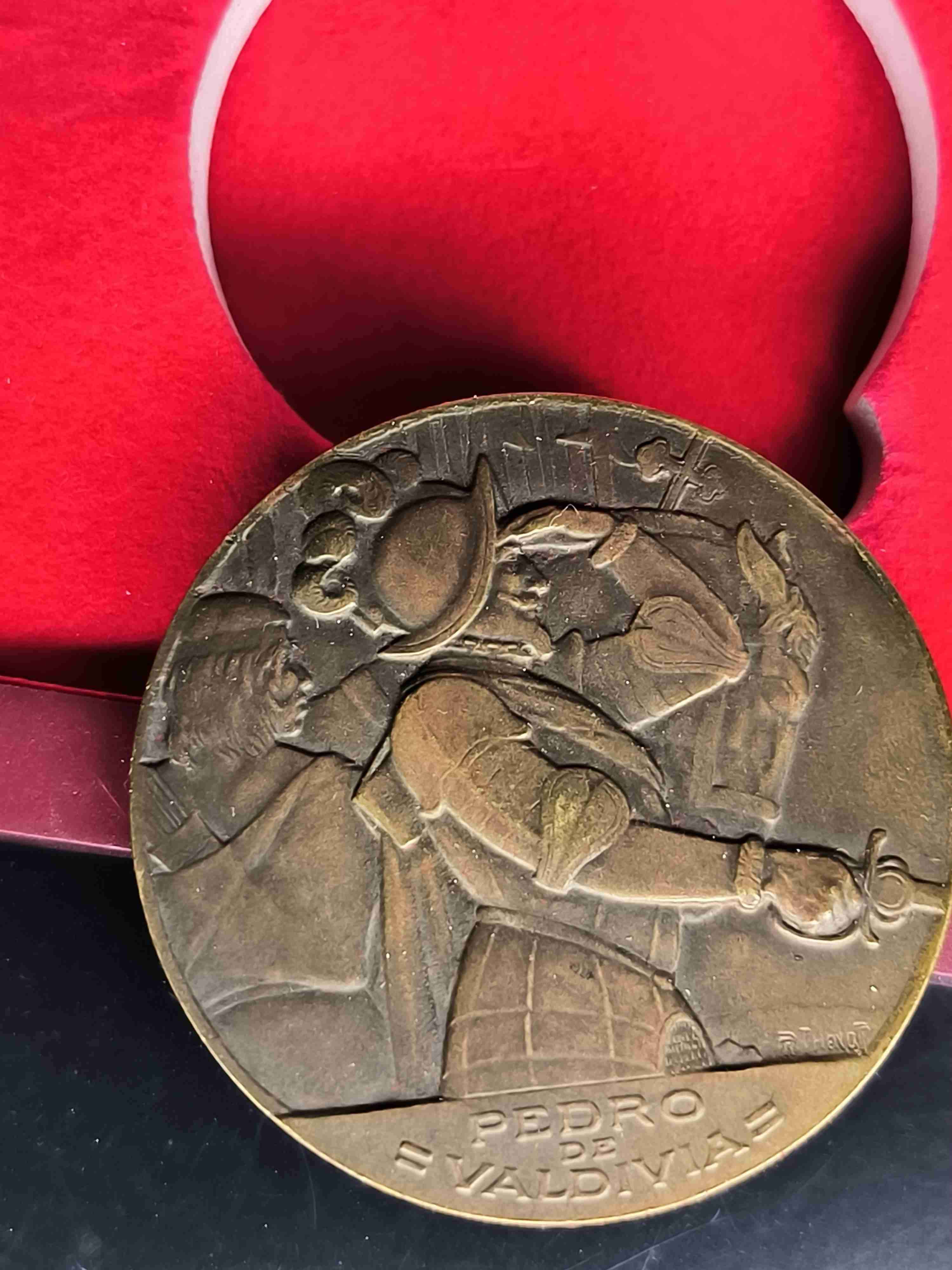 Medalla fundación de Santiago 1941 - miniatura 1