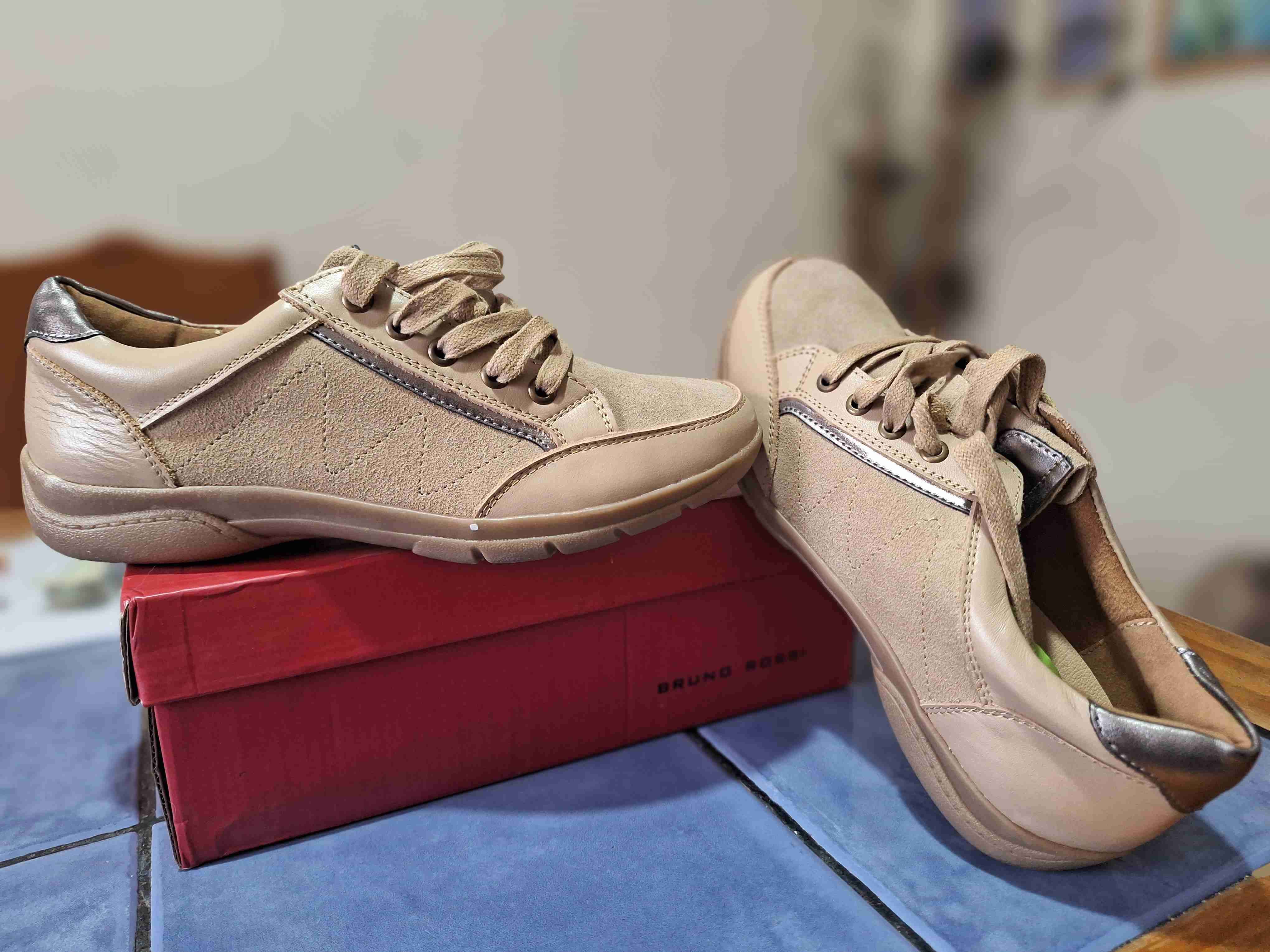 Zapatillas de cuero beige, marca Bruno Rossi - miniatura 3
