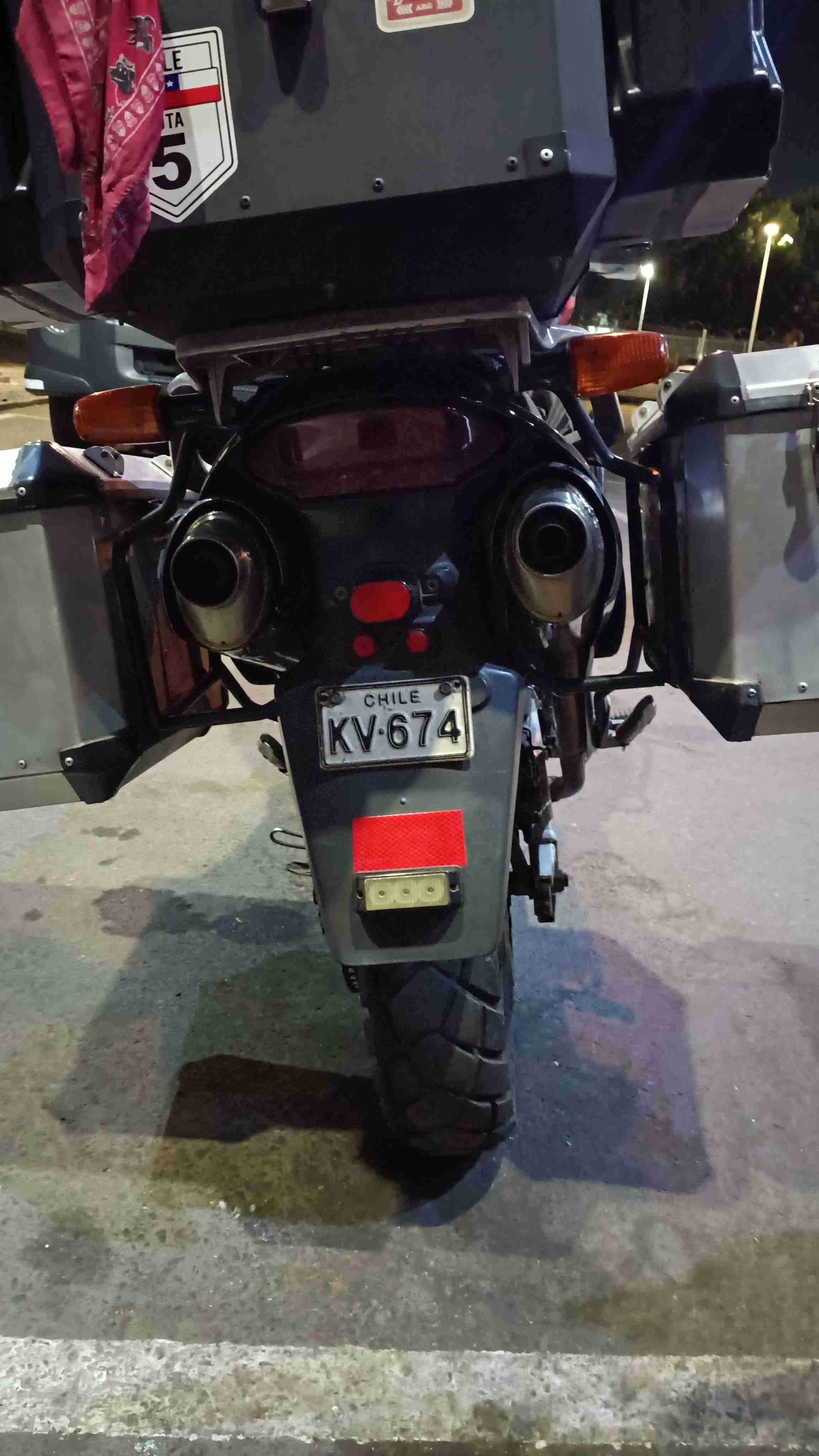 Moto honda varadero XL 1000 cc año 2000 al día - miniatura 2