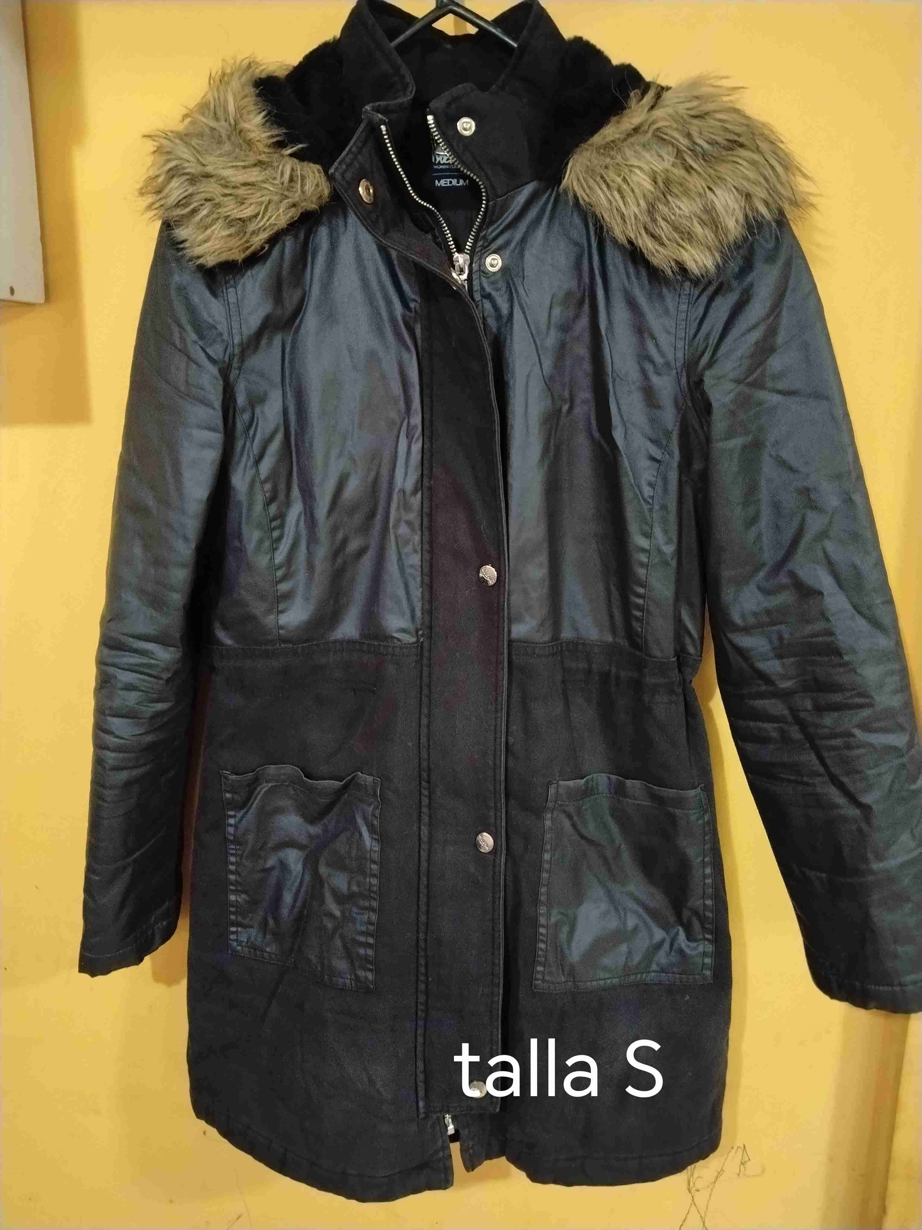 Abrigo negro con bolsillos - miniatura 5