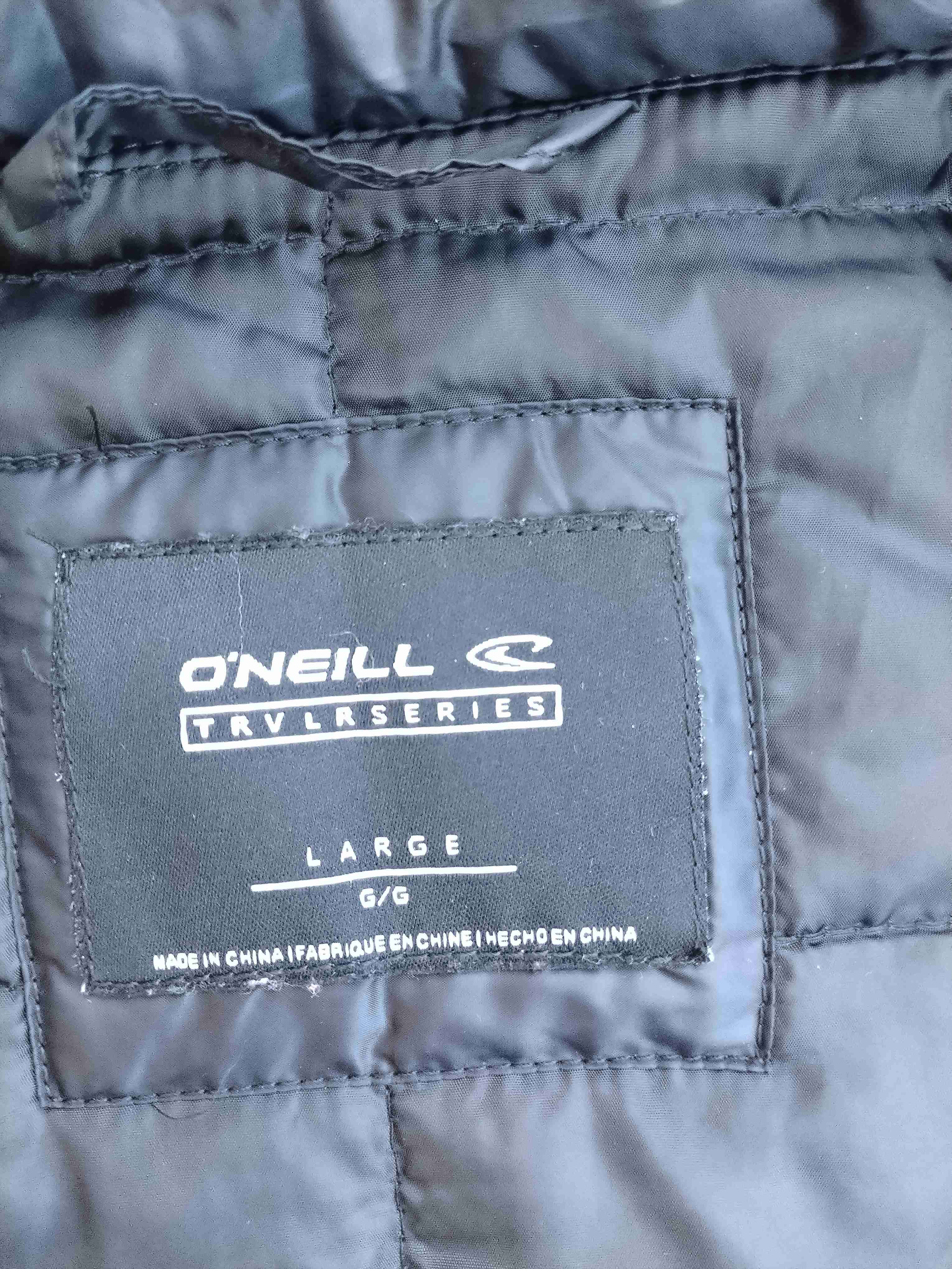 Chaqueta negra acolchada - miniatura 2