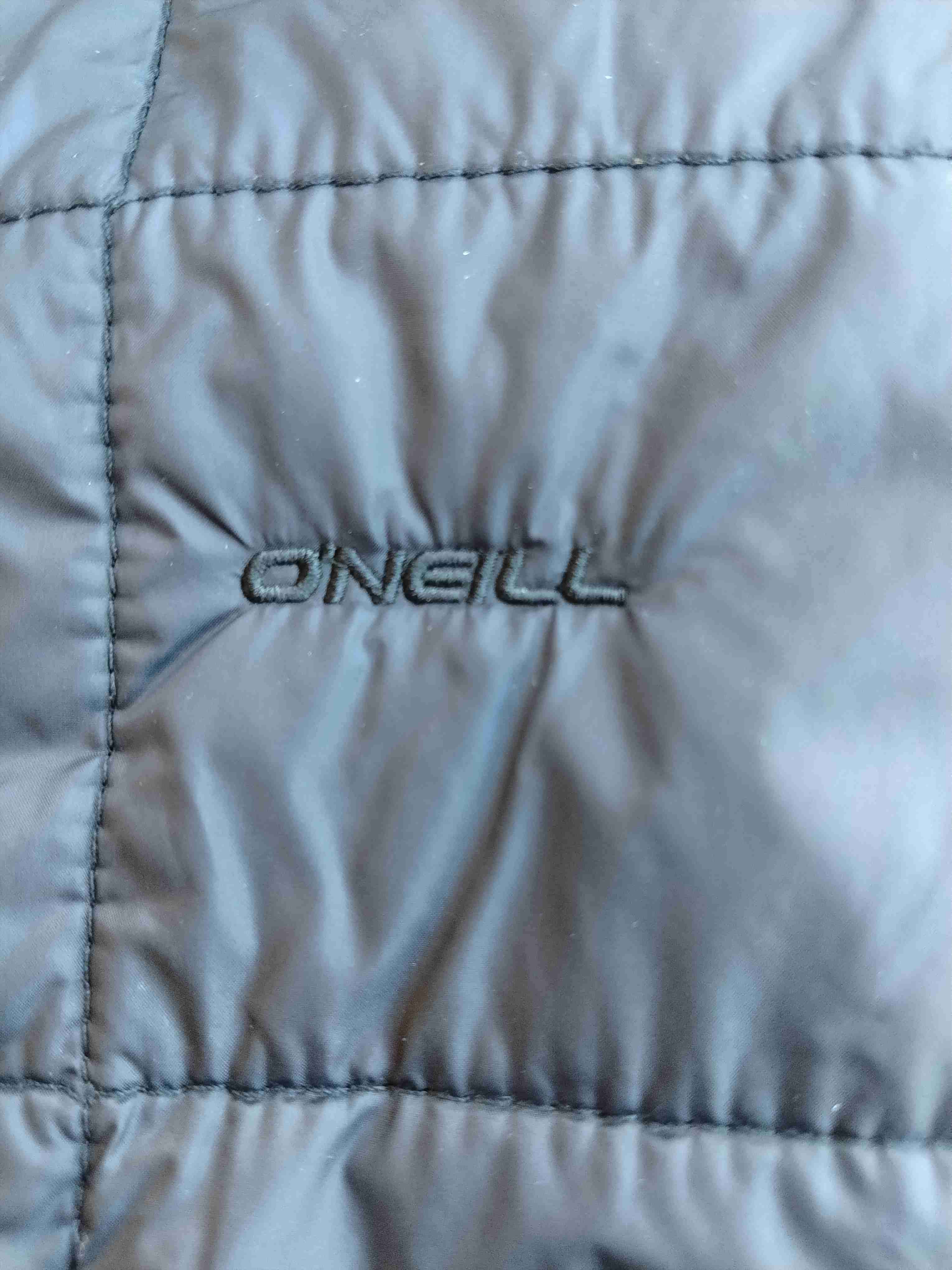 Chaqueta negra acolchada - miniatura 4