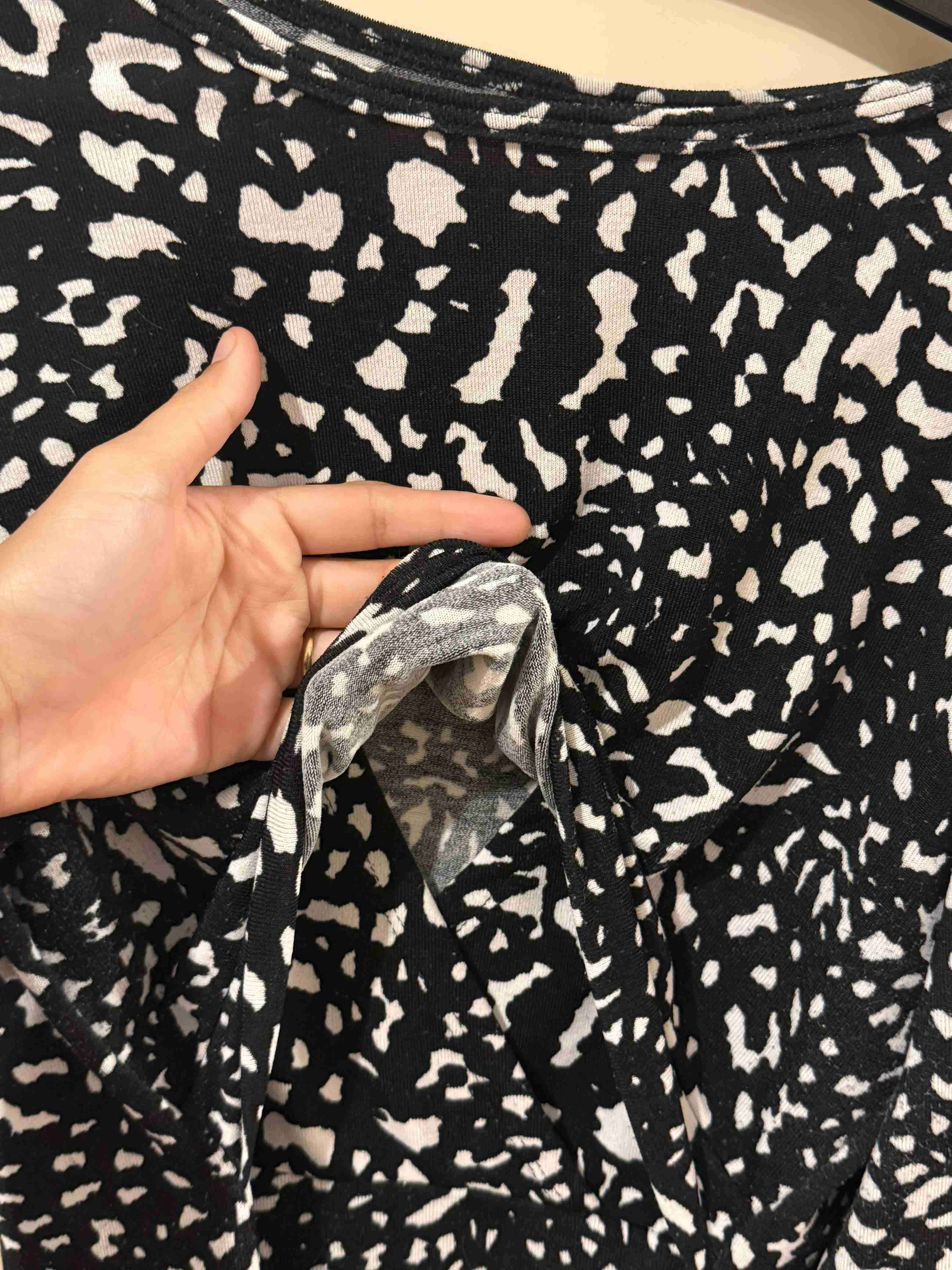 Vestido maternal estampado blanco y negro - miniatura 4