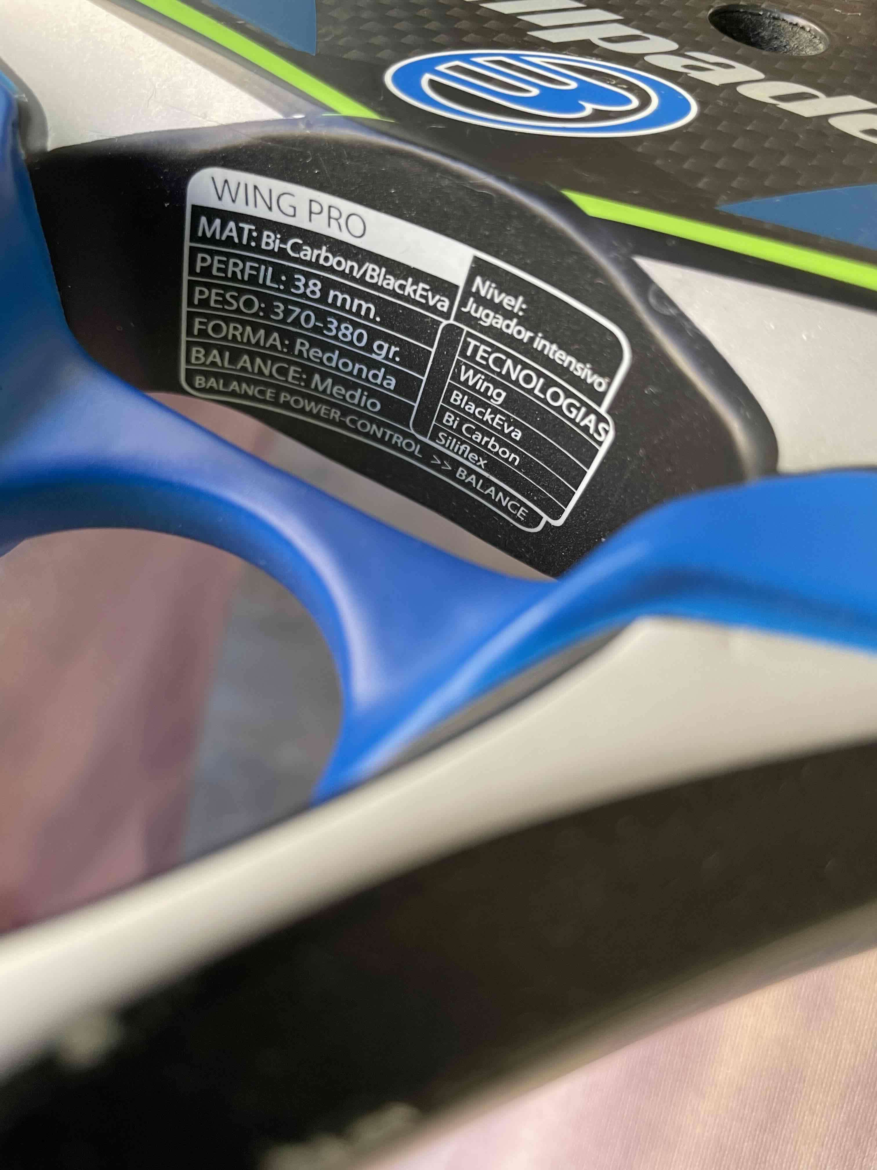 Paleta de padel Bullpadel Wing Pro - miniatura 2