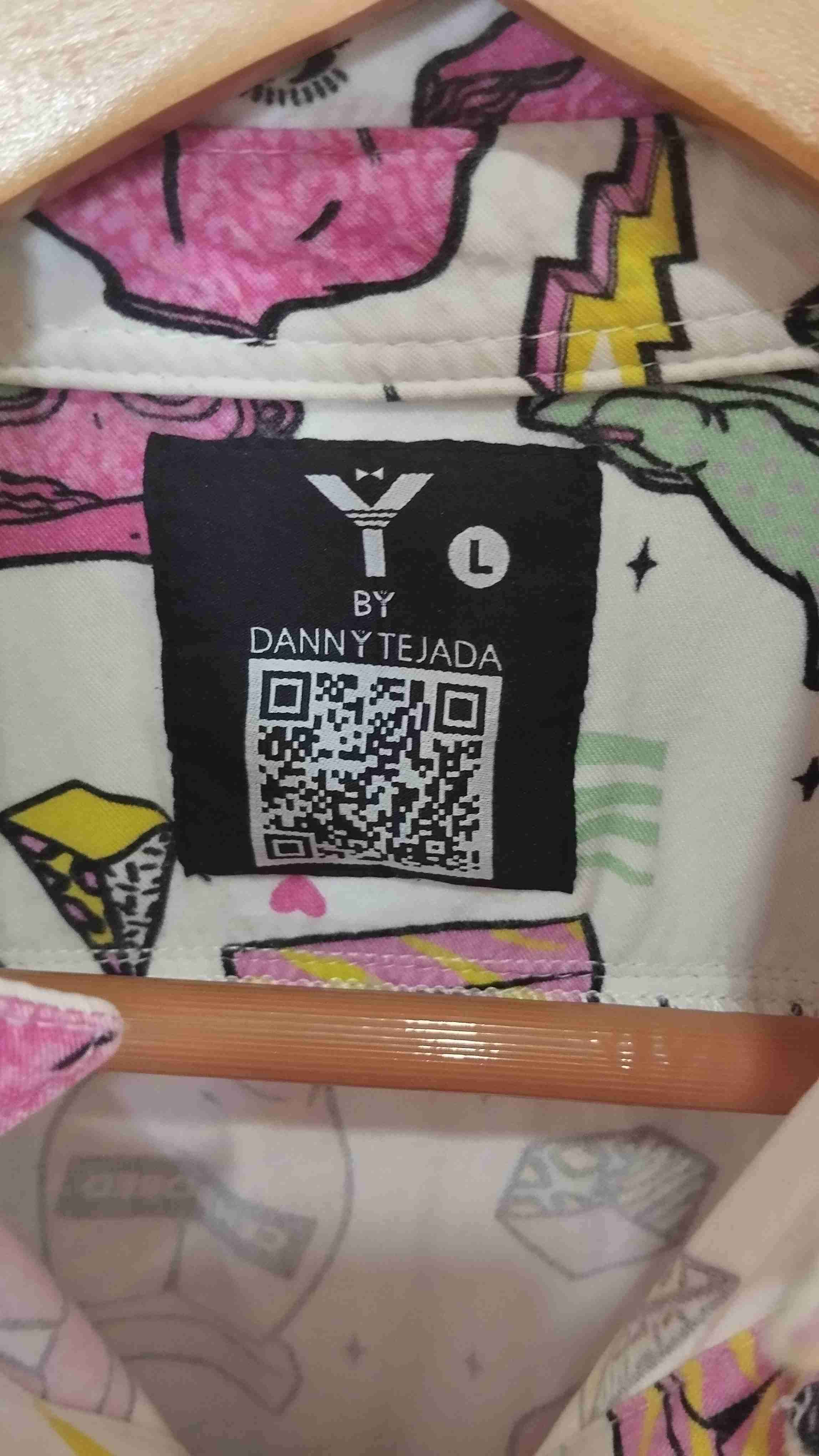 Camisa estampada estilo retro Danny Tejada talla M - miniatura 3