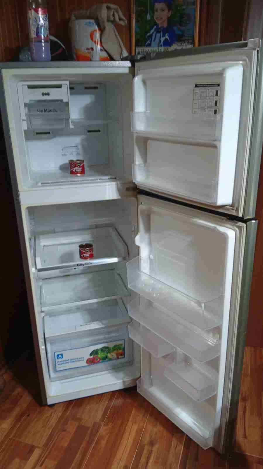 Refrigerador Samsung plateado - miniatura 4