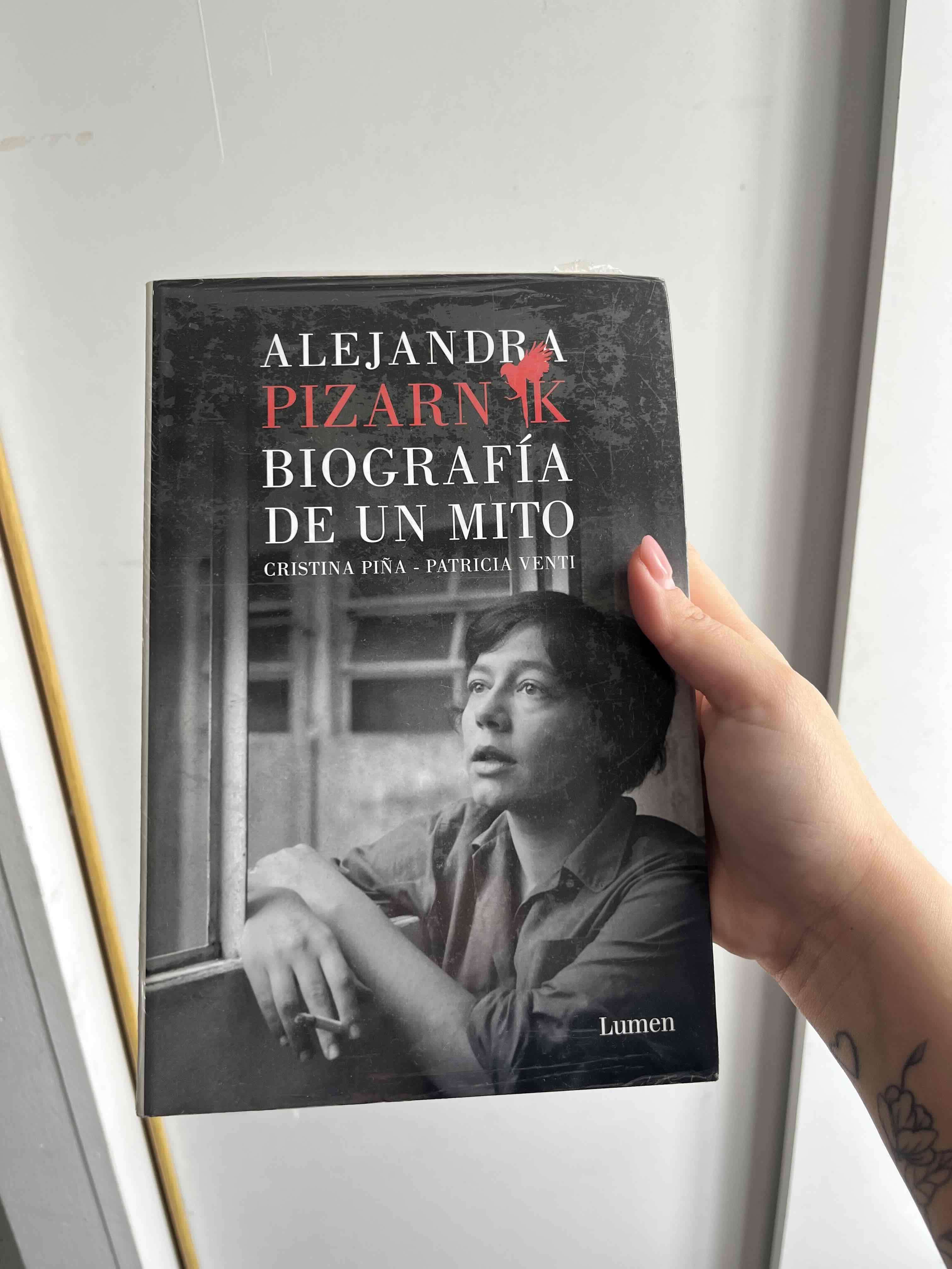 Biografía de un mito - Alejandra Pizarnik