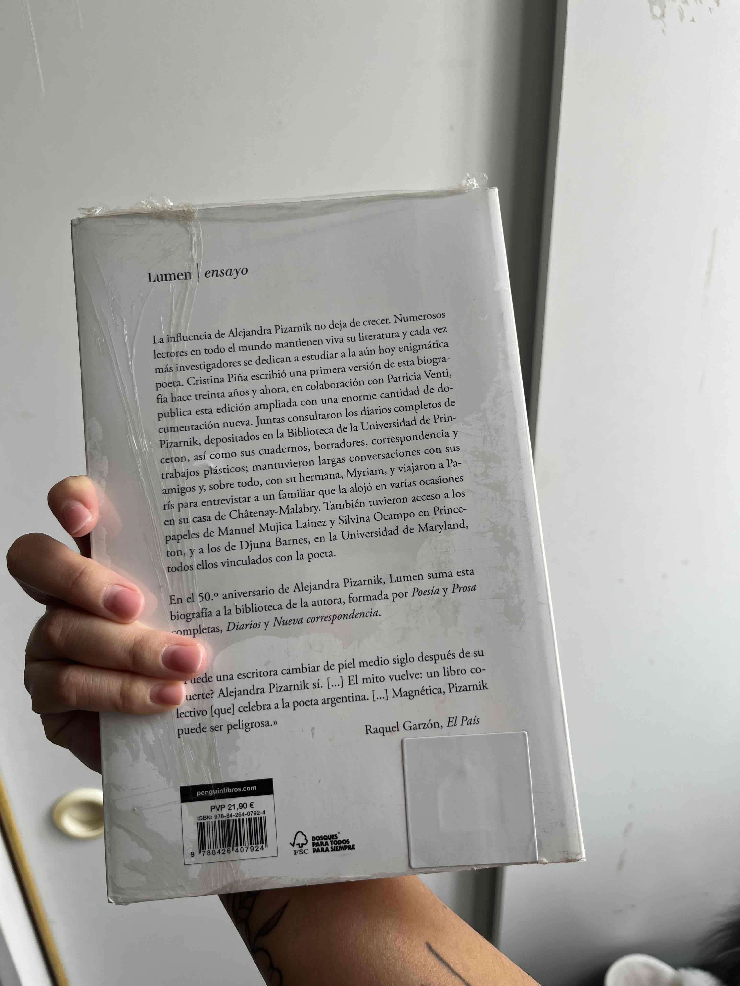 Biografía de un mito - Alejandra Pizarnik - miniatura 2