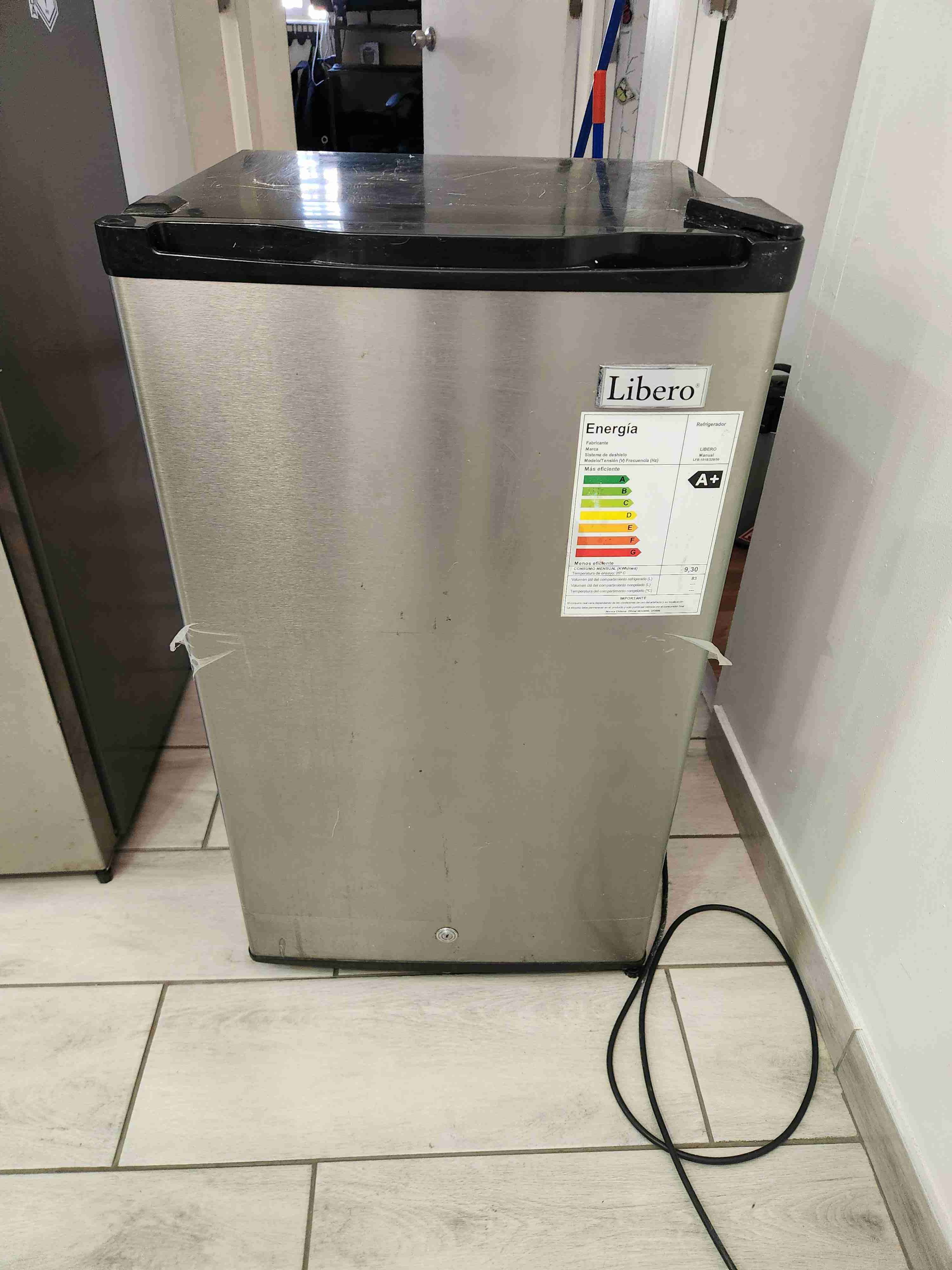 Frigobar impecable - miniatura 2