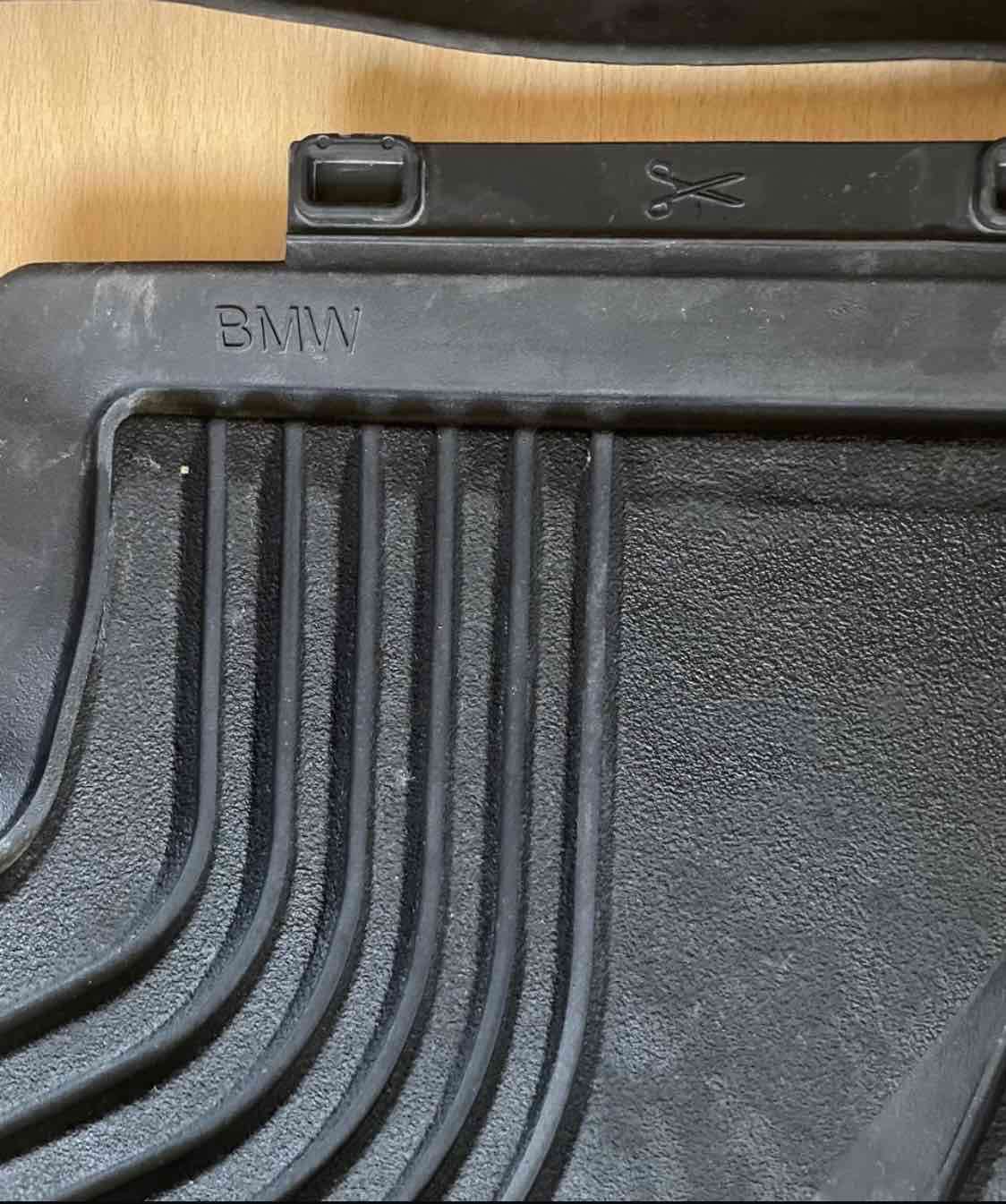Pisos de goma para BMW originales. - miniatura 2
