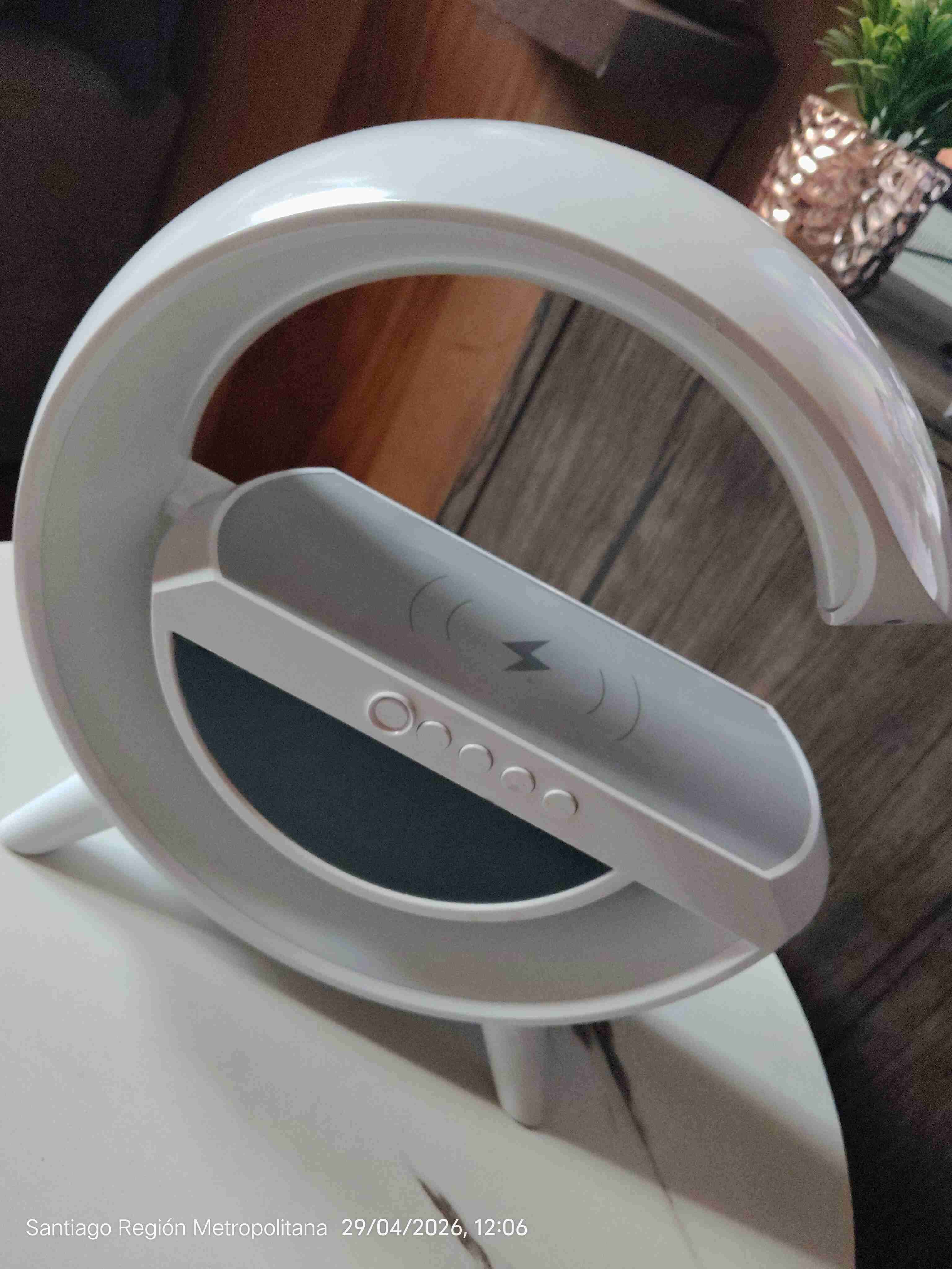 Lámpara LED,con Bluetooth con cargador inalámbrico - miniatura 1