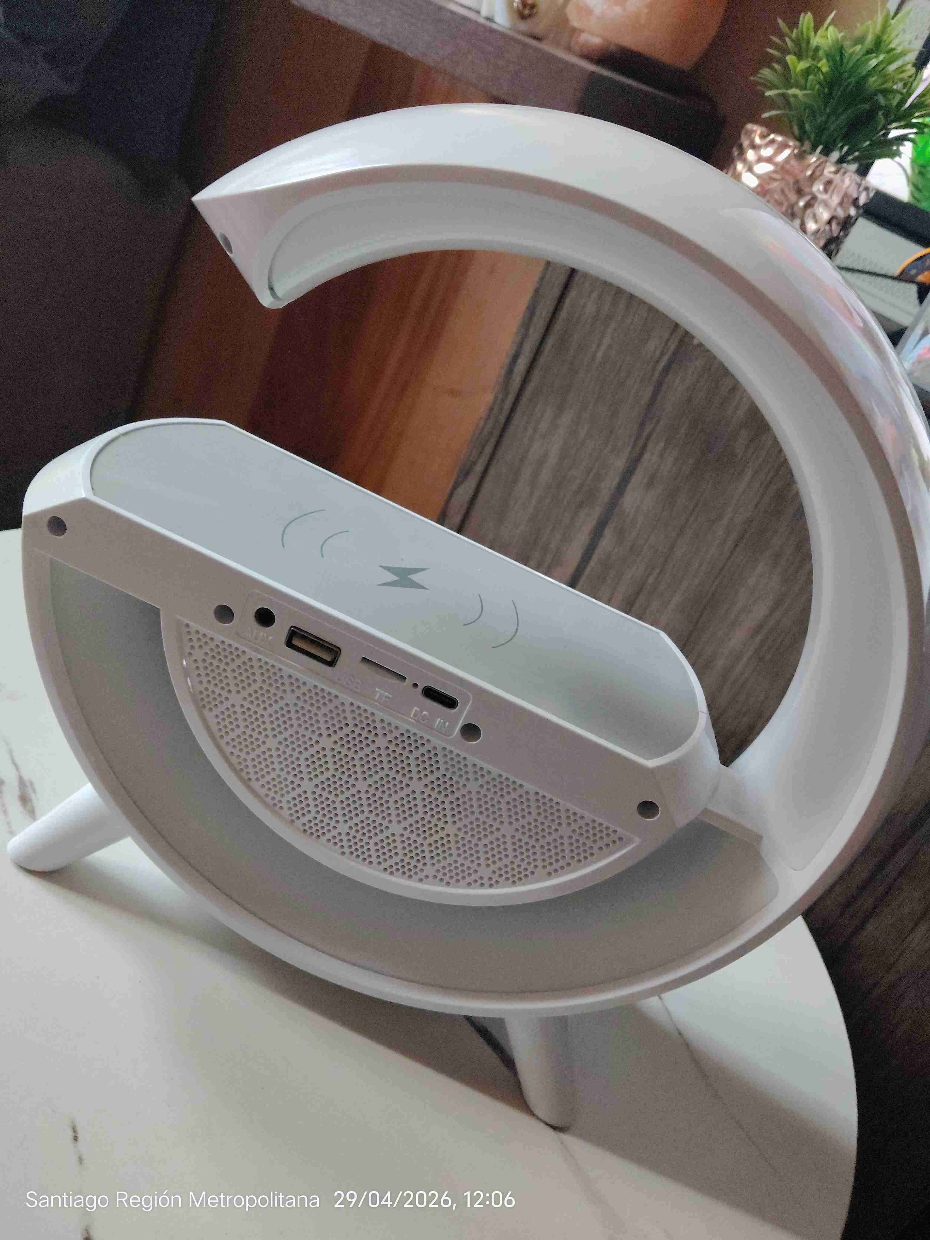 Lámpara LED,con Bluetooth con cargador inalámbrico - miniatura 2