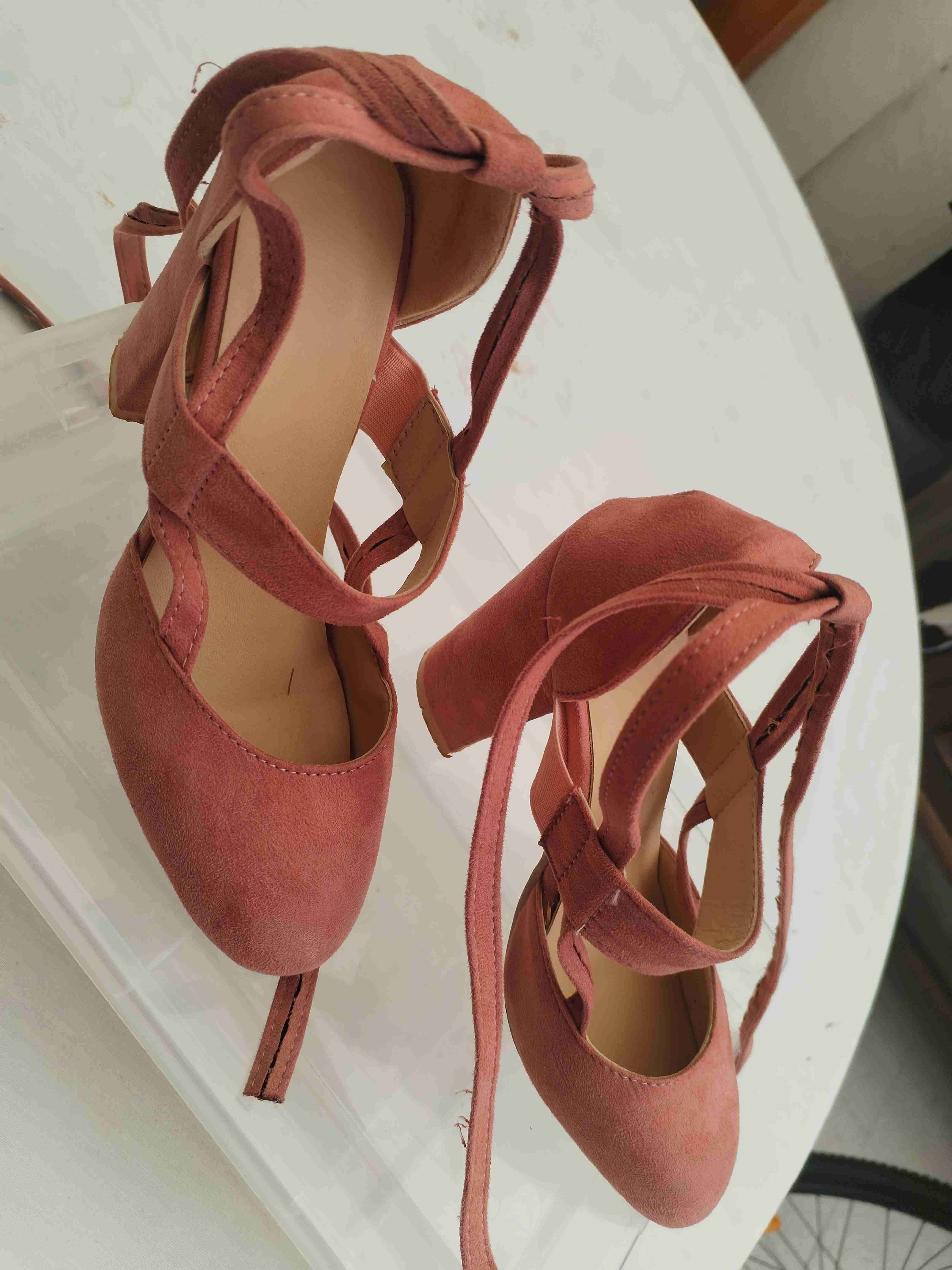 Tacones rosados con lazo - miniatura 3