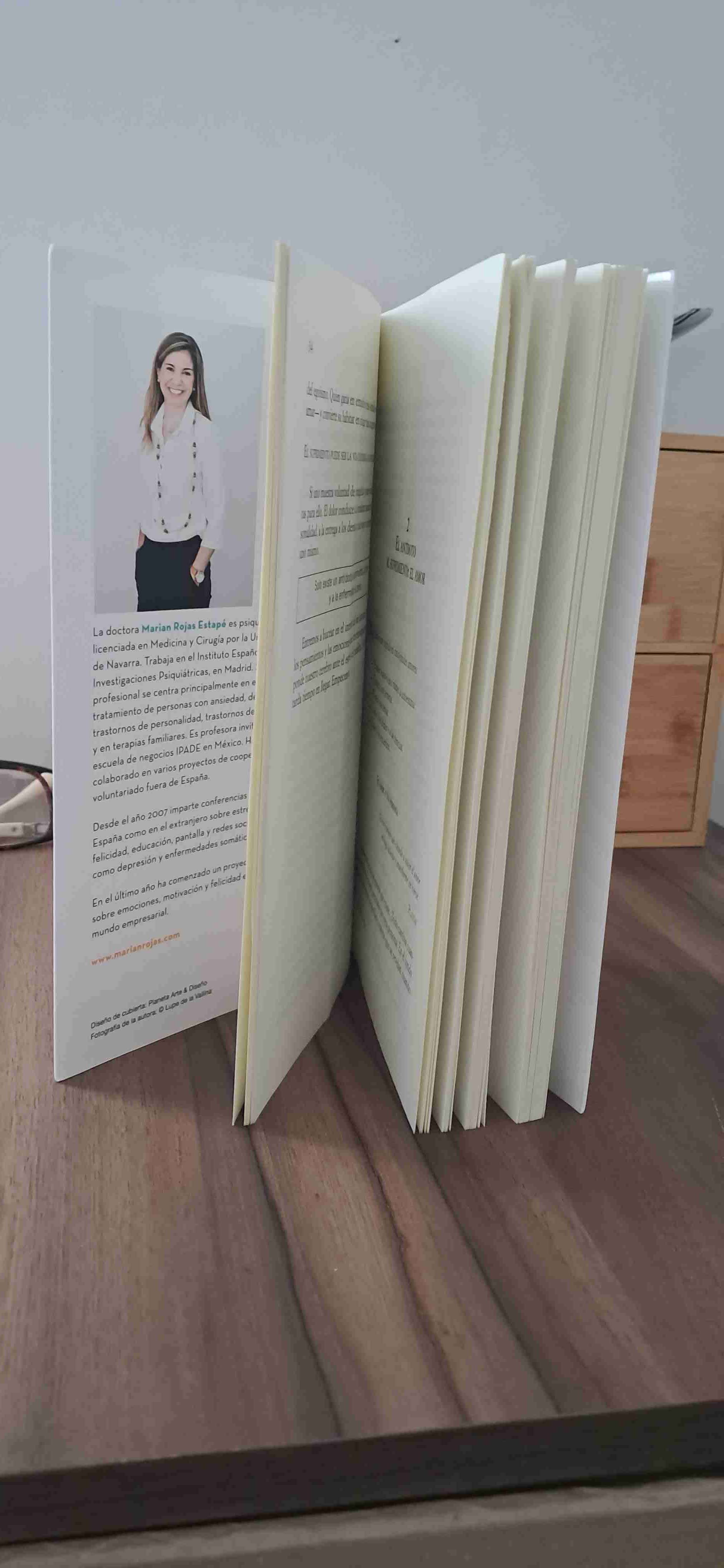 Libro 'Cómo Hacer Que Te Pasen Cosas Buenas' - miniatura 2