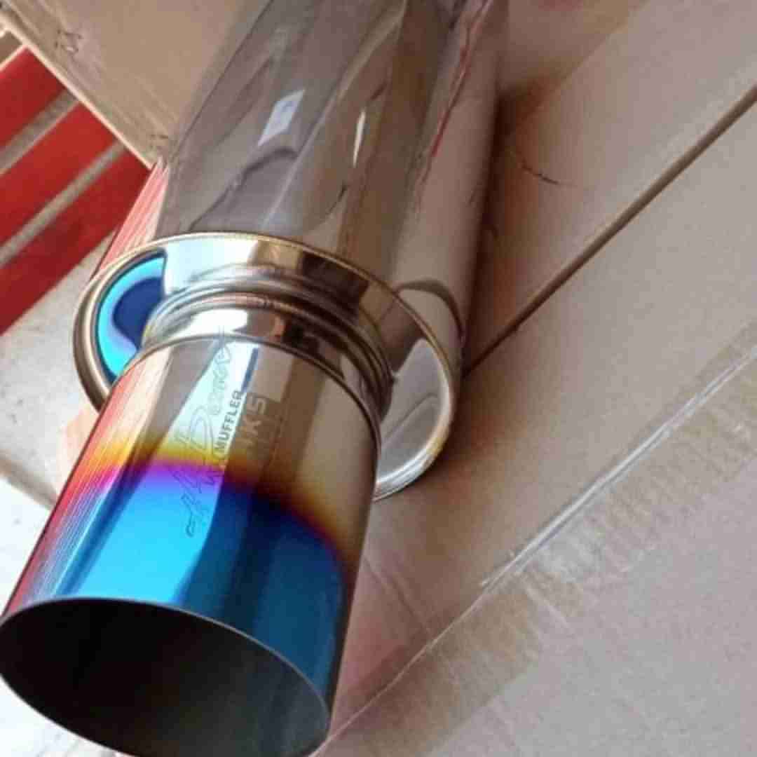 Tubo de escape deportivo cromado - miniatura 1