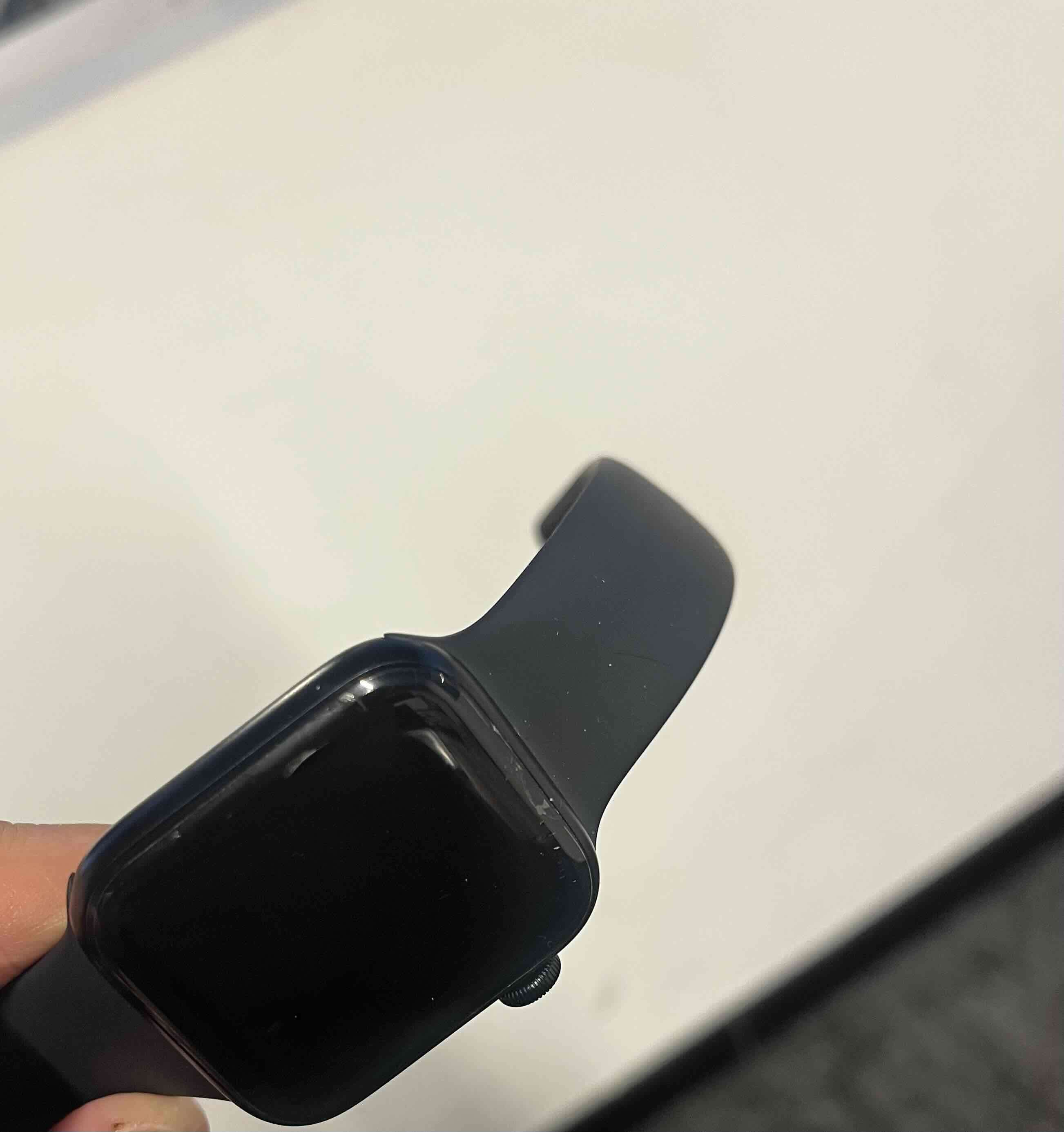 Apple Watch SE 3 44mm - miniatura 4