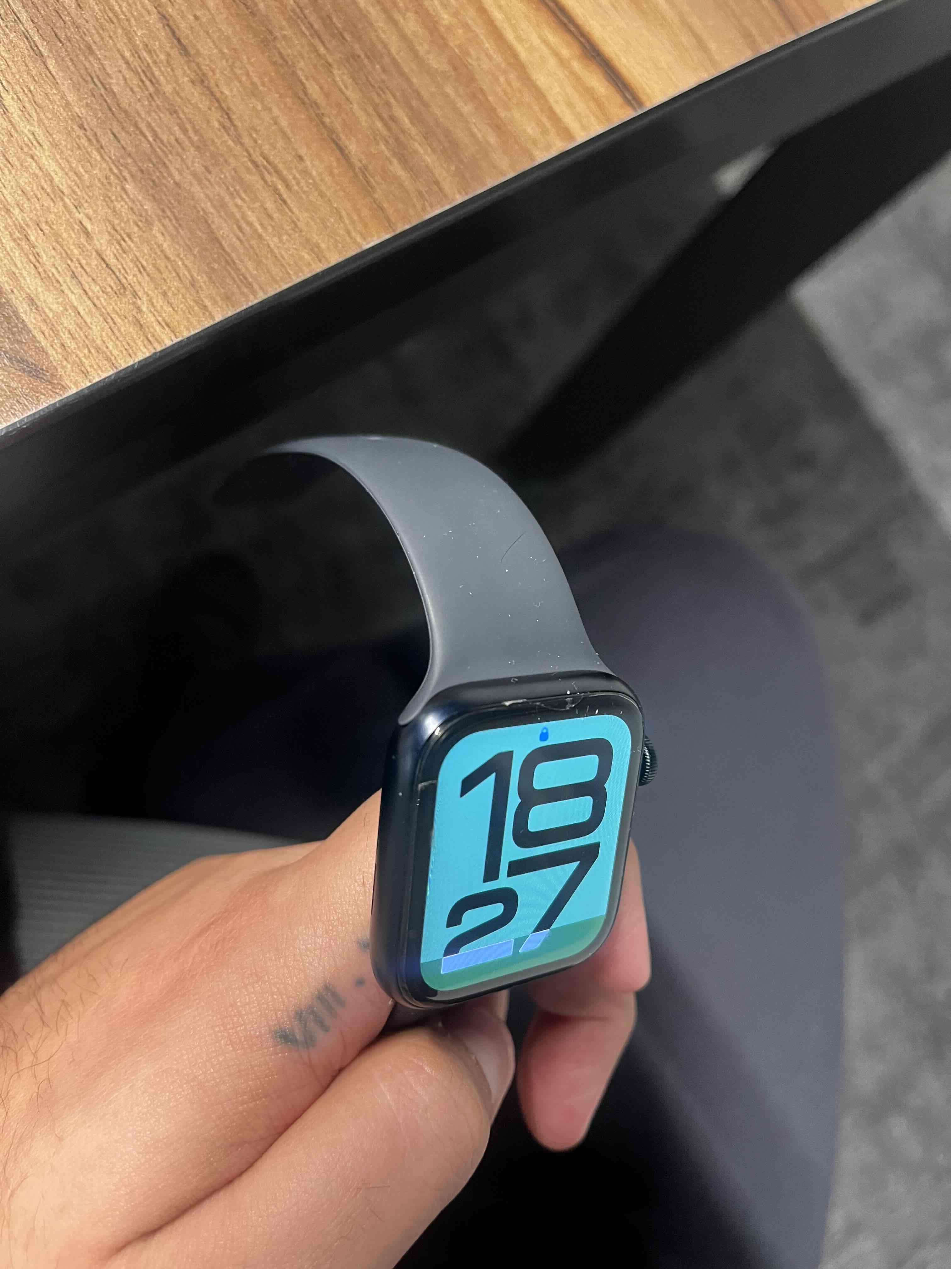 Apple Watch SE 3 44mm - miniatura 5