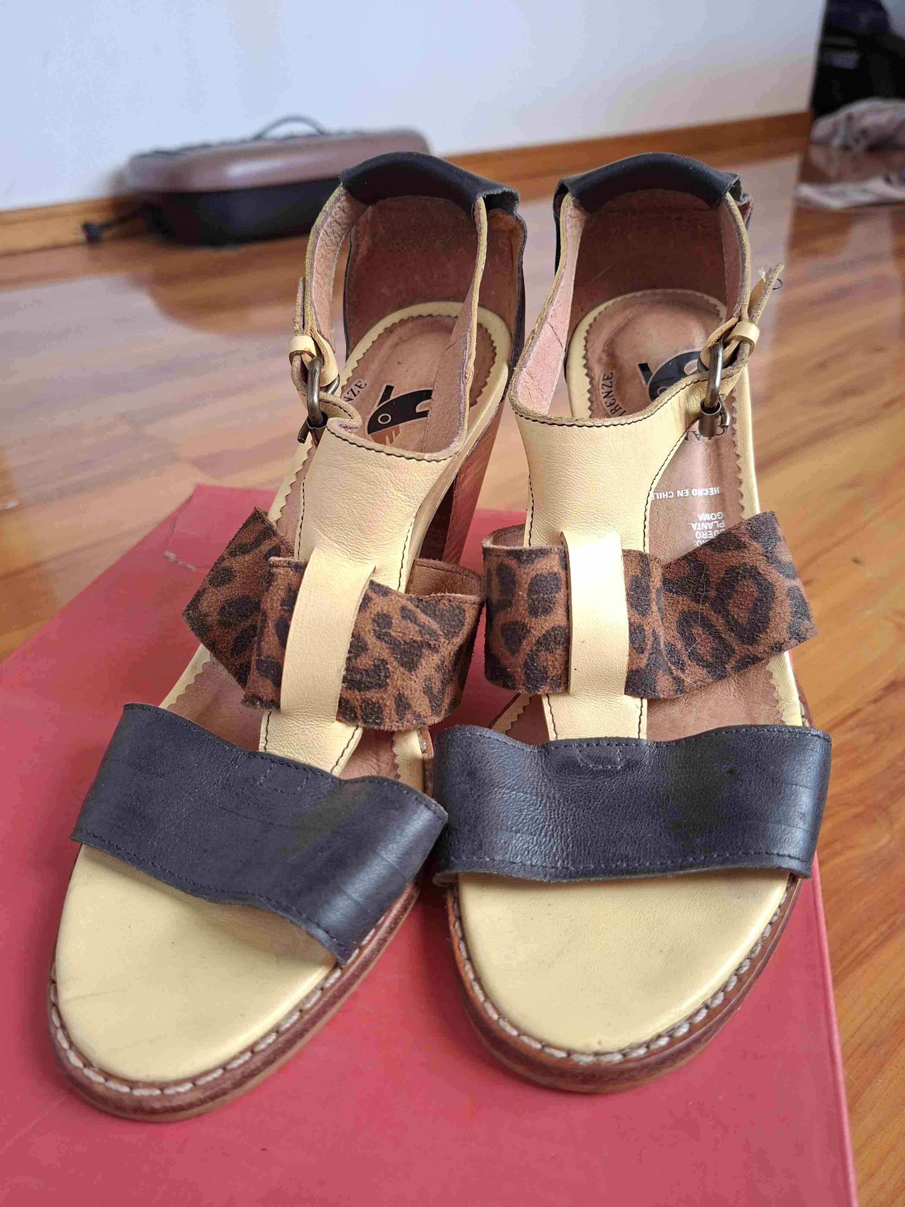 Sandalias de tacón animal print - miniatura 2