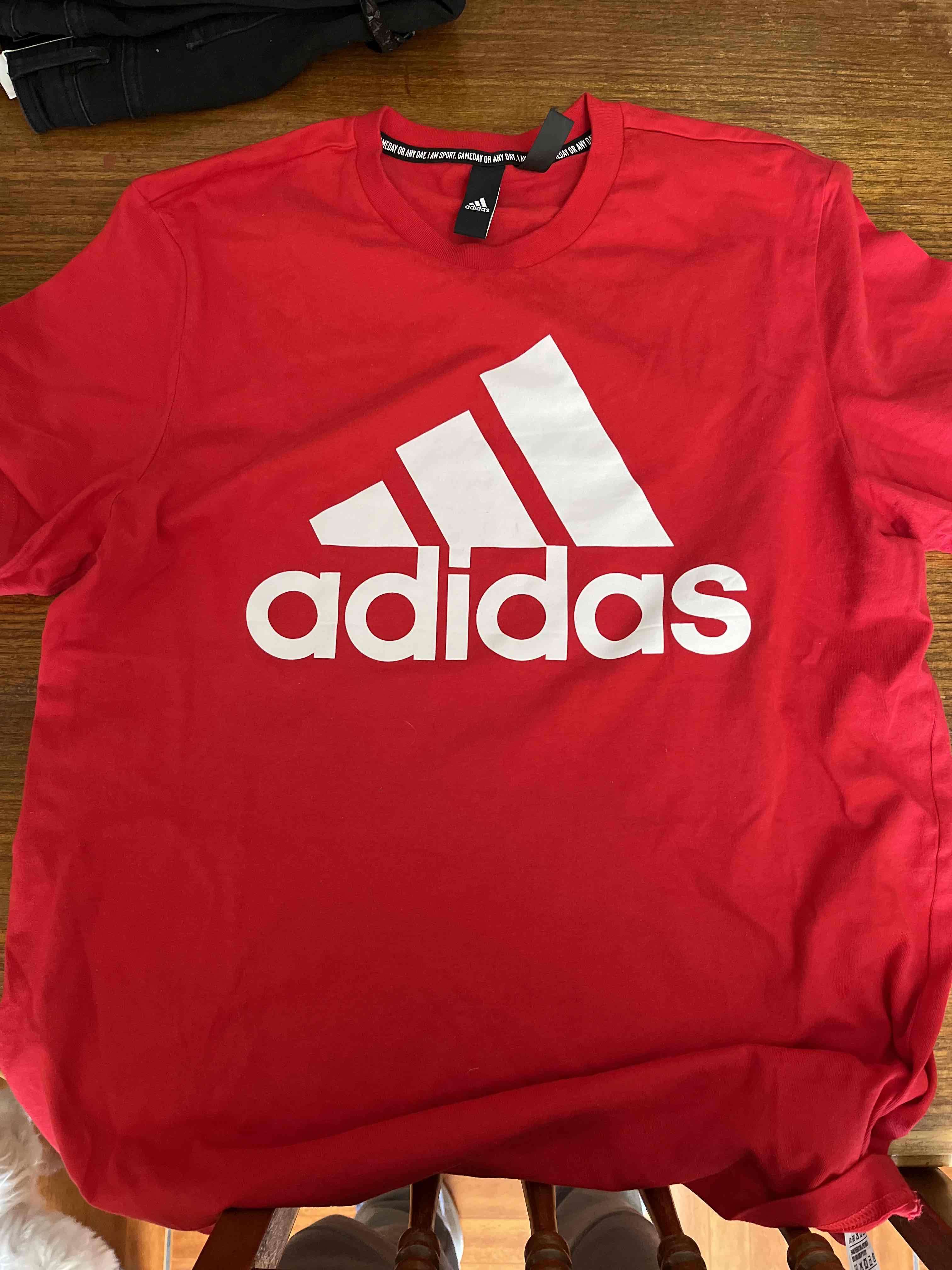 Polera roja Adidas con logo - miniatura 2